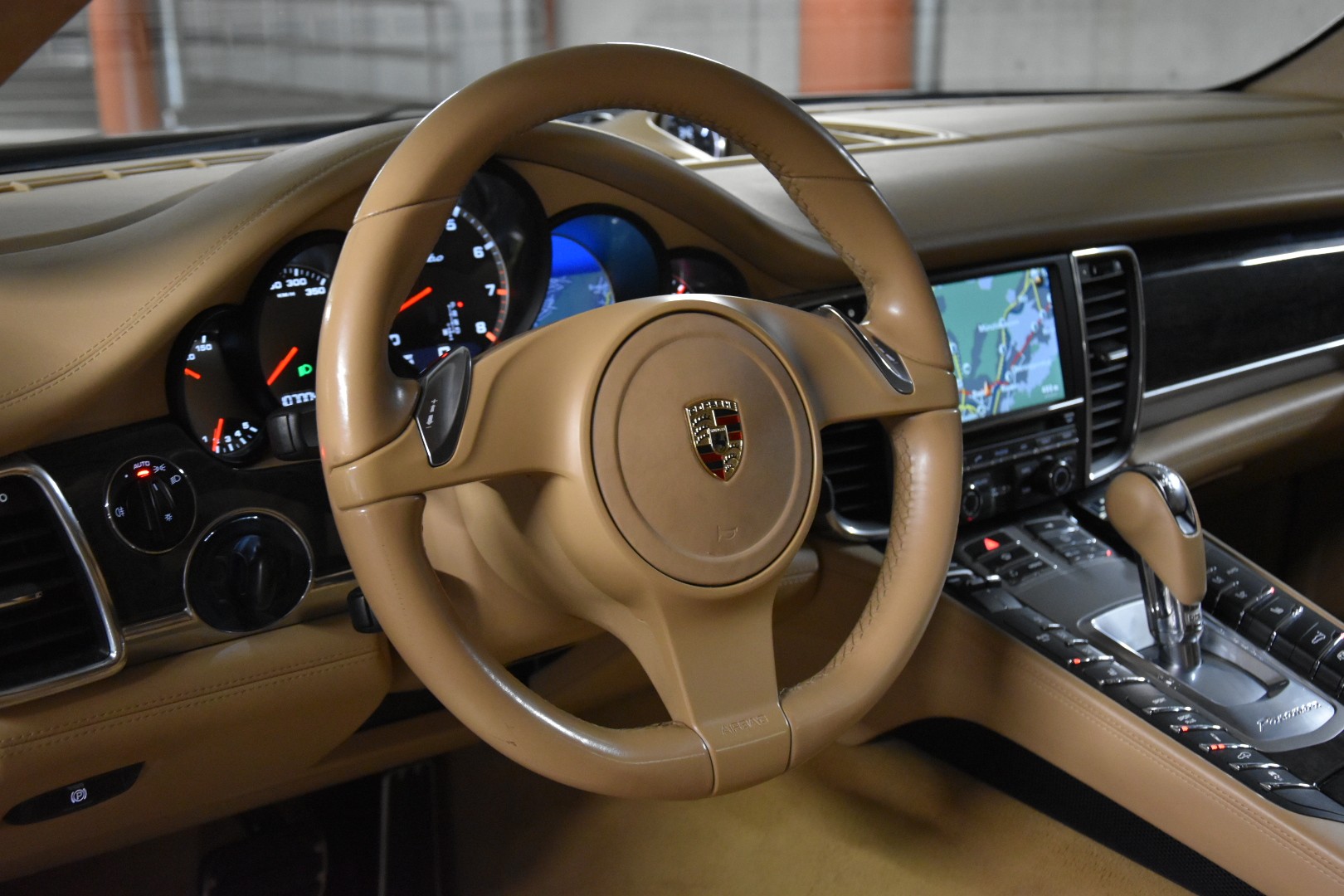 PORSCHE Panamera Turbo 4.8 PDK-image-26