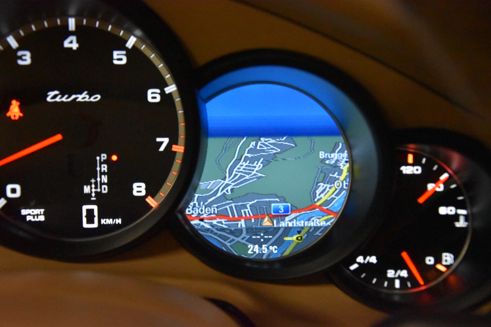 PORSCHE Panamera Turbo 4.8 PDK-image-15
