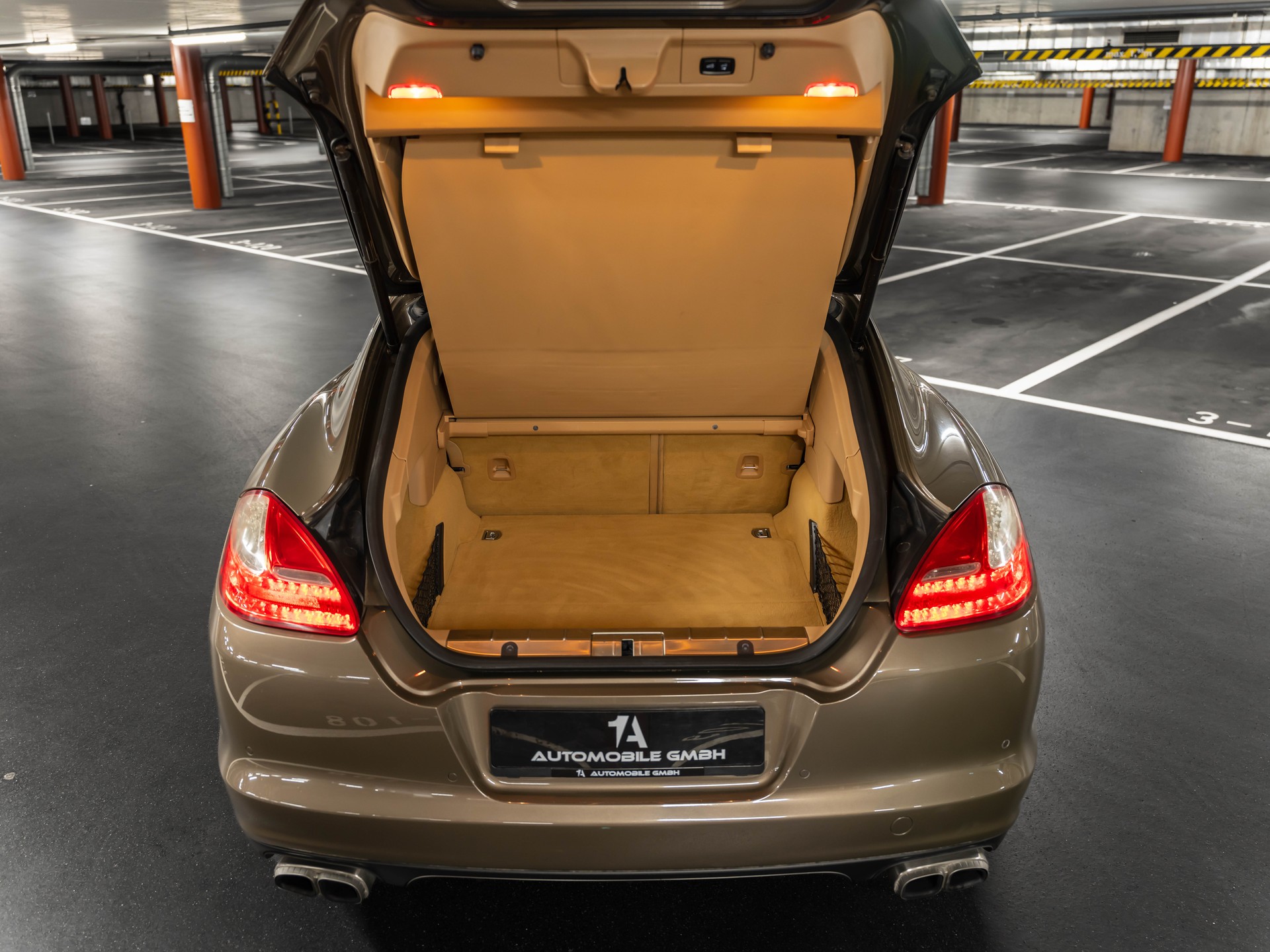 PORSCHE Panamera Turbo 4.8 PDK-image-7