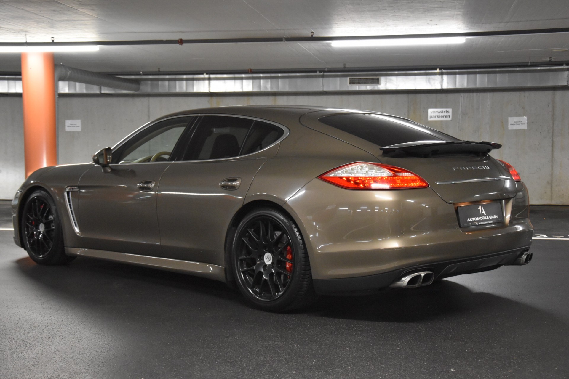 PORSCHE Panamera Turbo 4.8 PDK-image-4