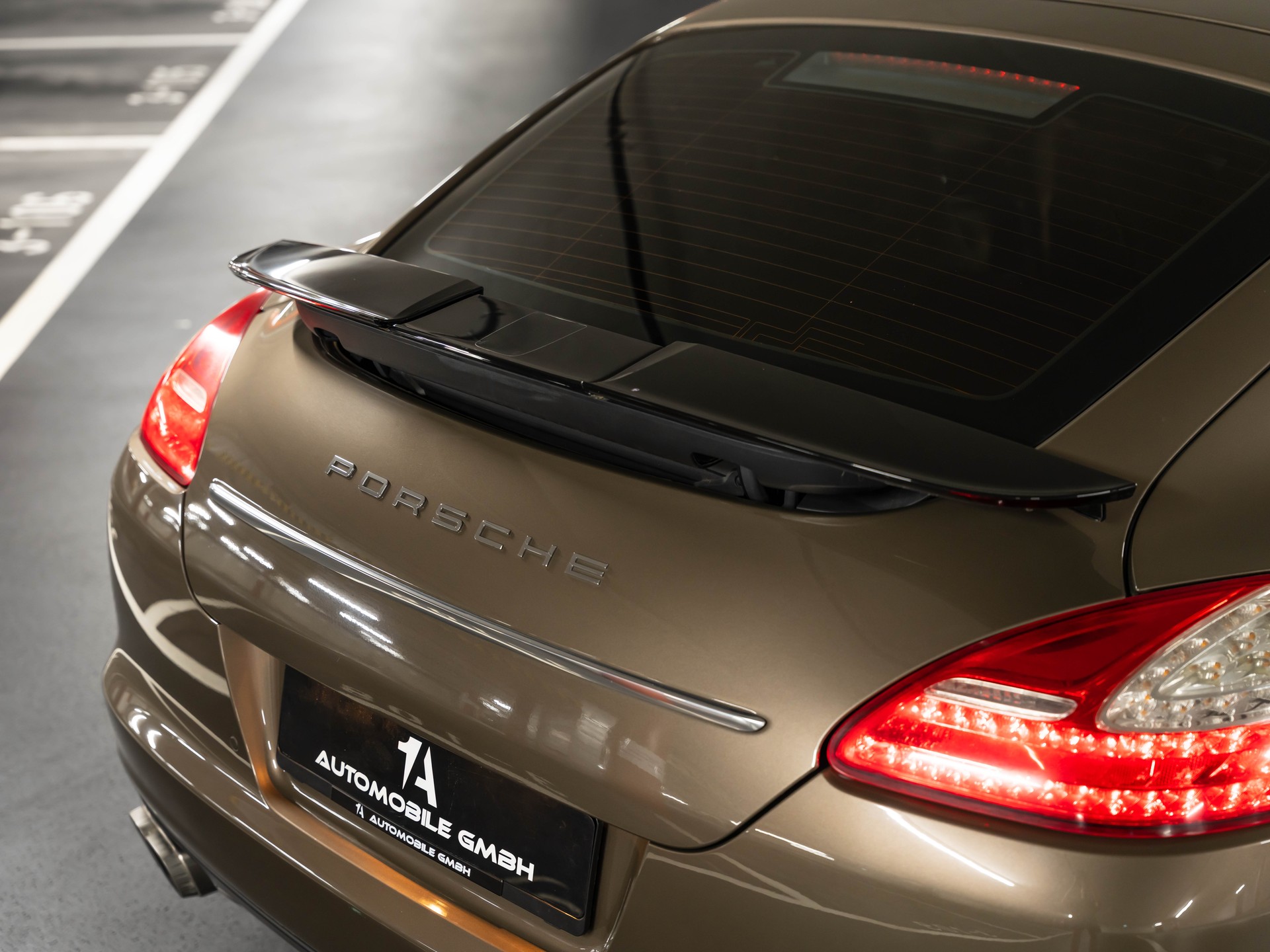 PORSCHE Panamera Turbo 4.8 PDK-image-8