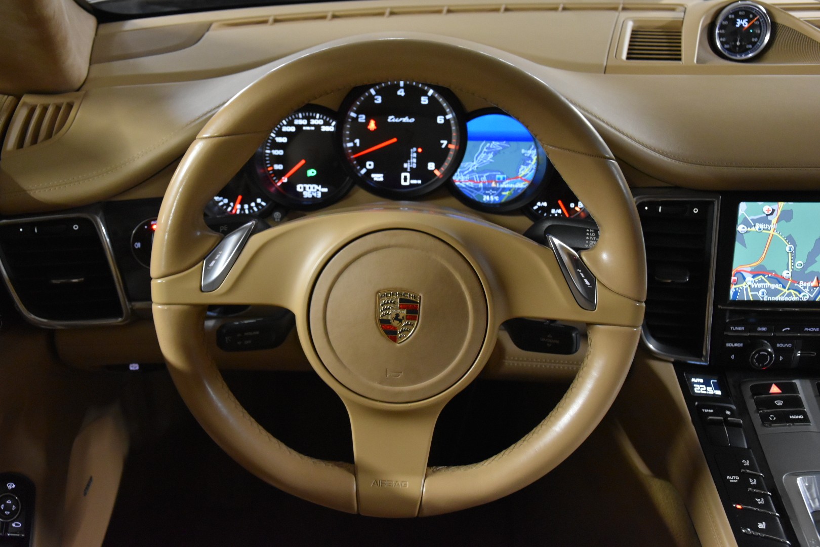 PORSCHE Panamera Turbo 4.8 PDK-image-13