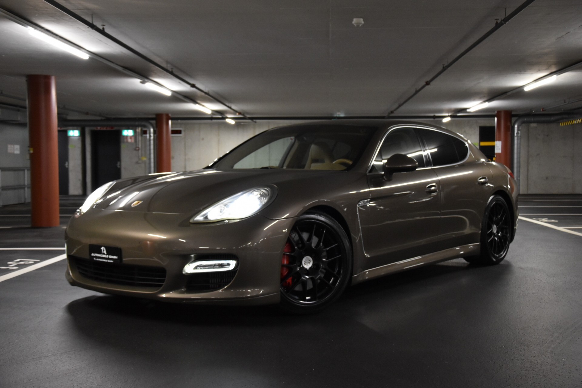 PORSCHE Panamera Turbo 4.8 PDK-image-0