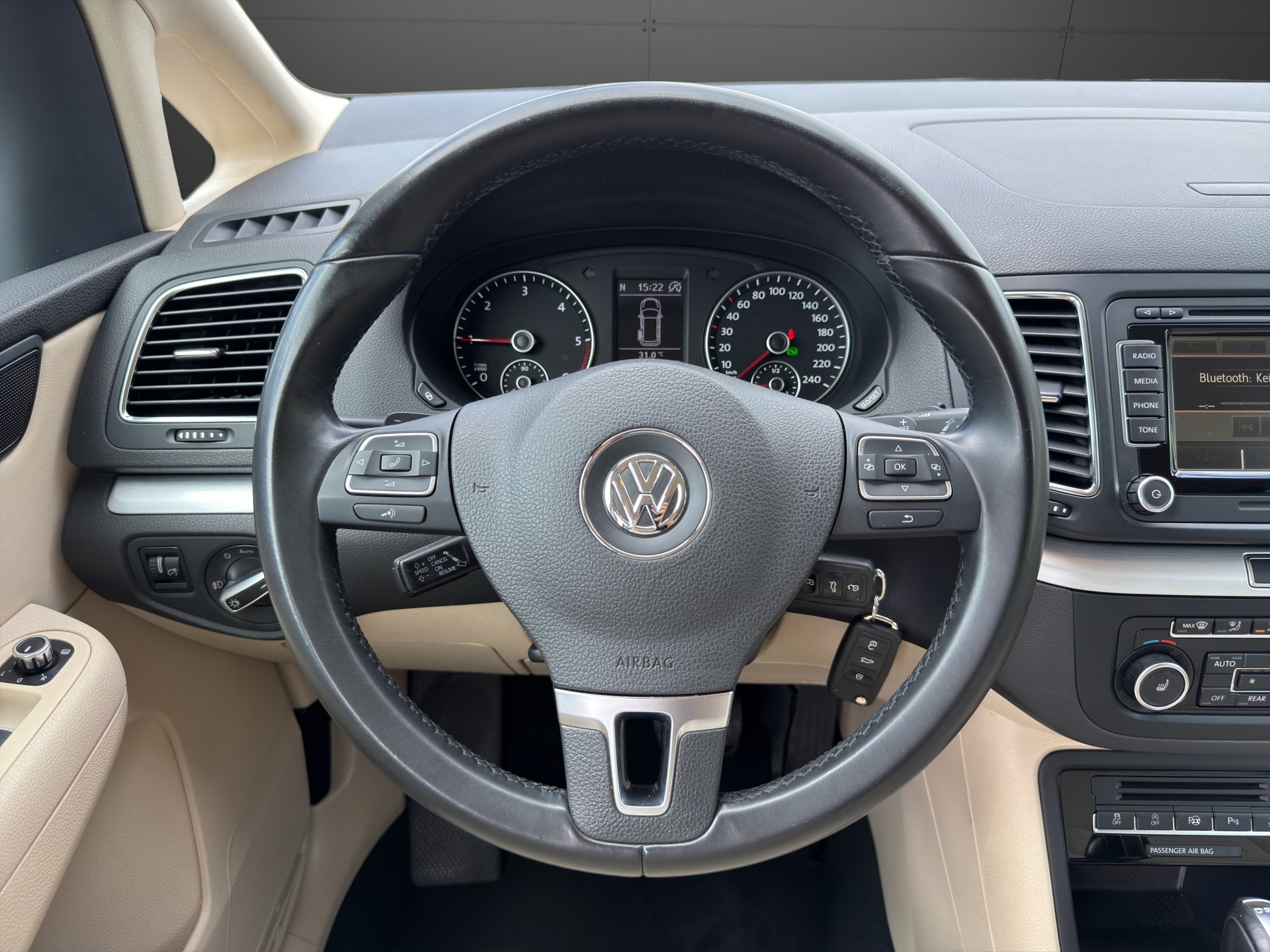 VW Sharan 2.0 TDI BlueMotion Technology Highline DSG-image-13