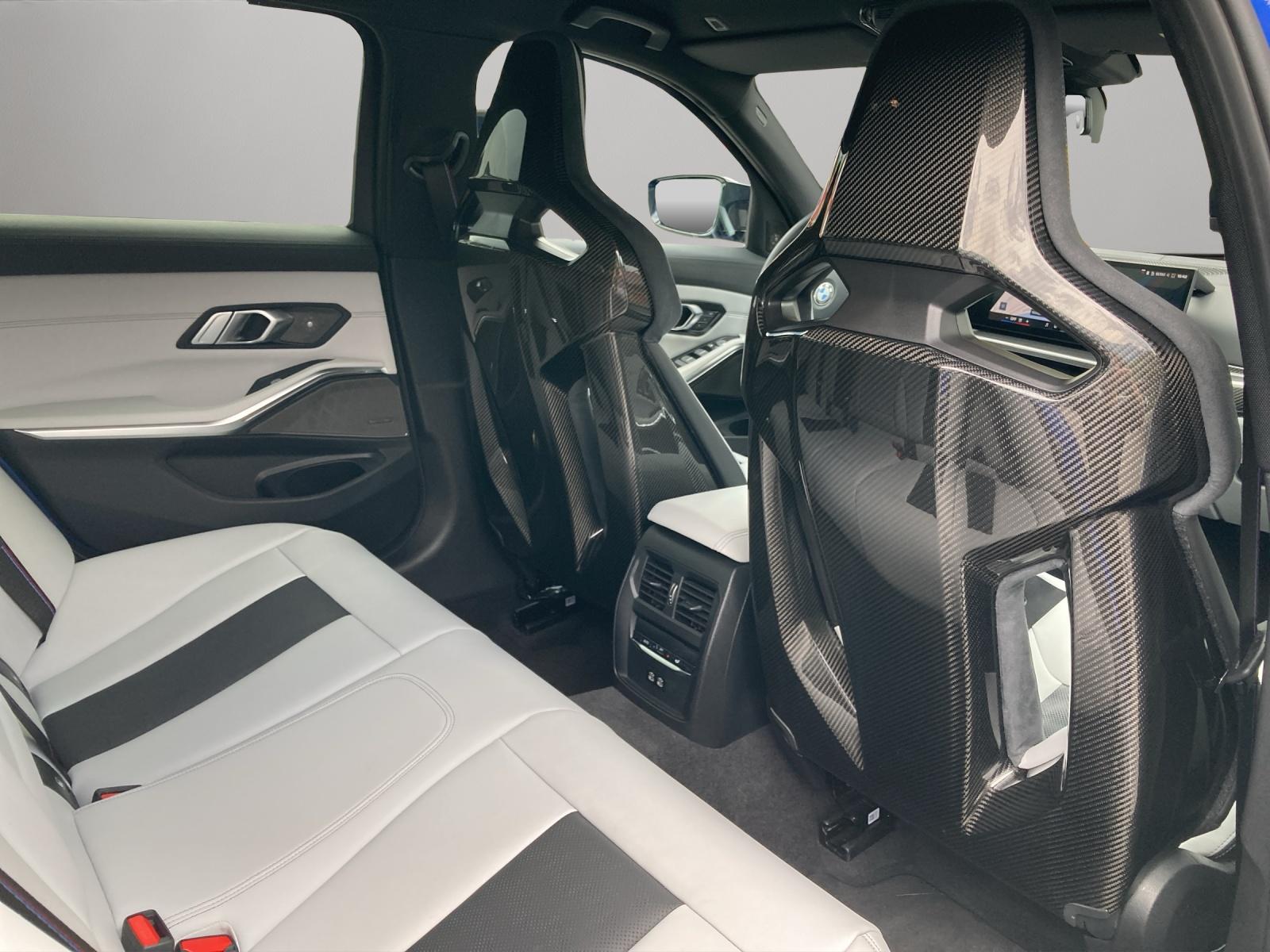 BMW M3 Competition xDrive Touring-image-15