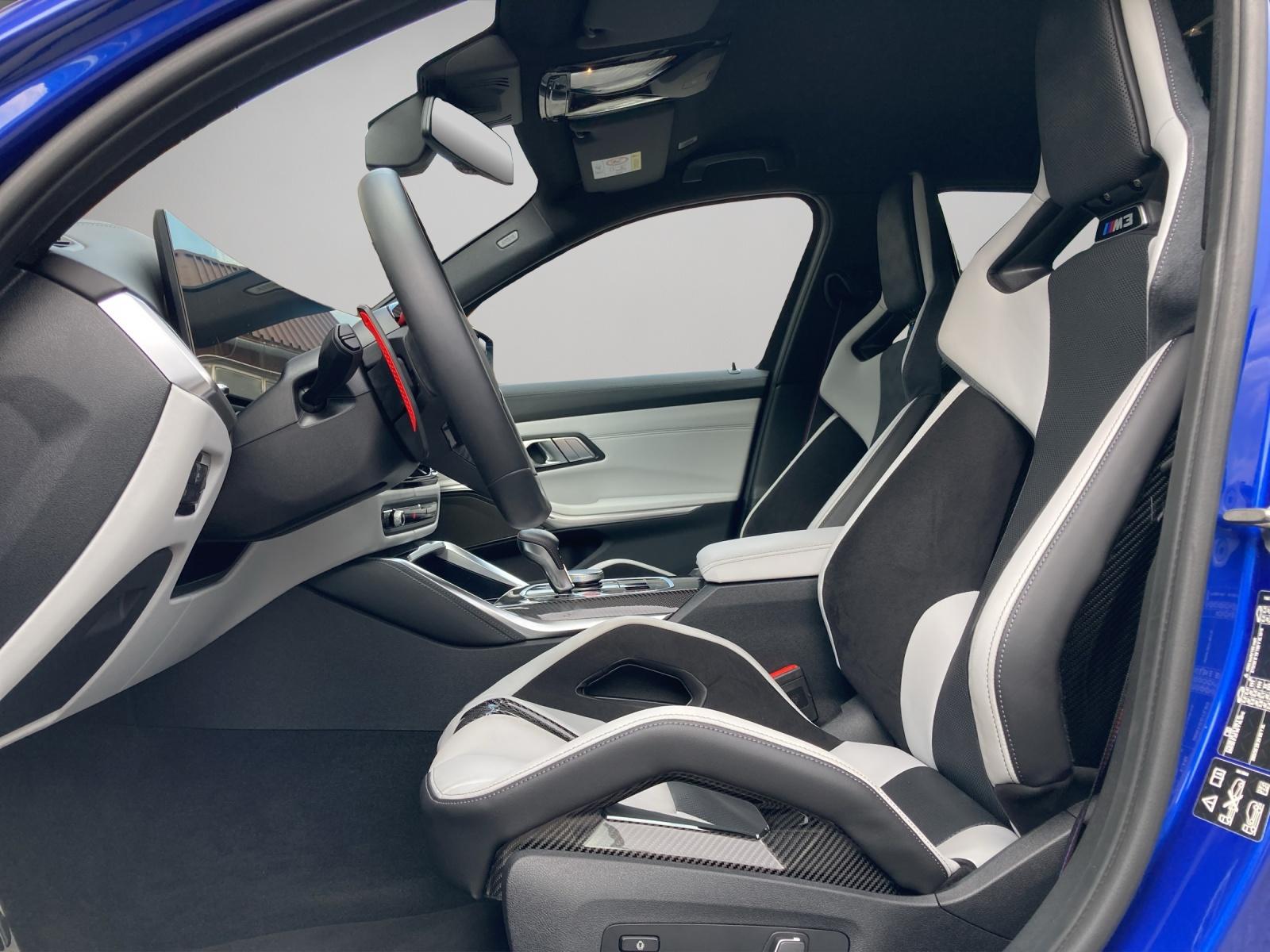 BMW M3 Competition xDrive Touring-image-8