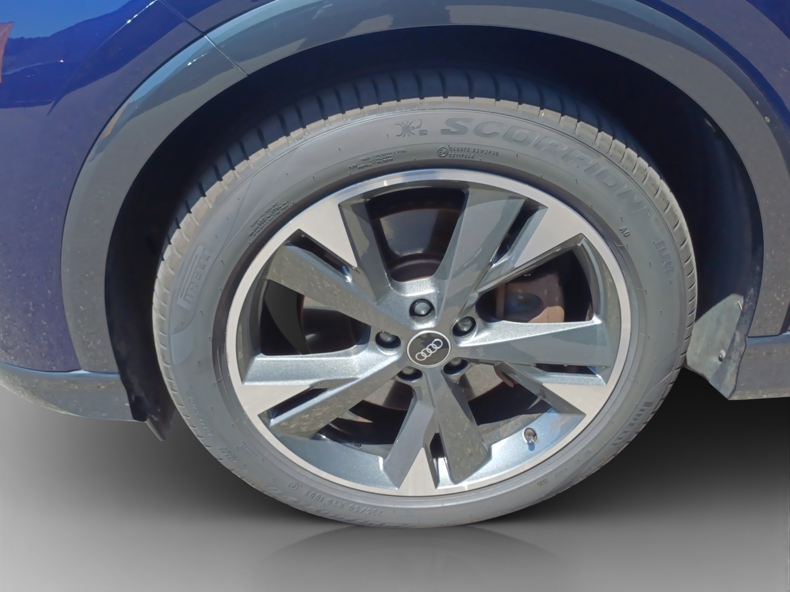 AUDI Q4 e-tron 40-image-14