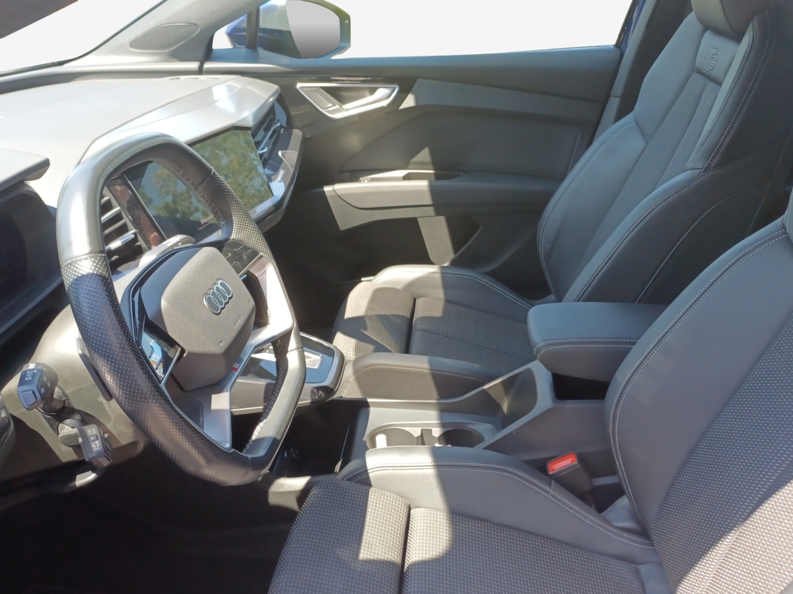 AUDI Q4 e-tron 40-image-8