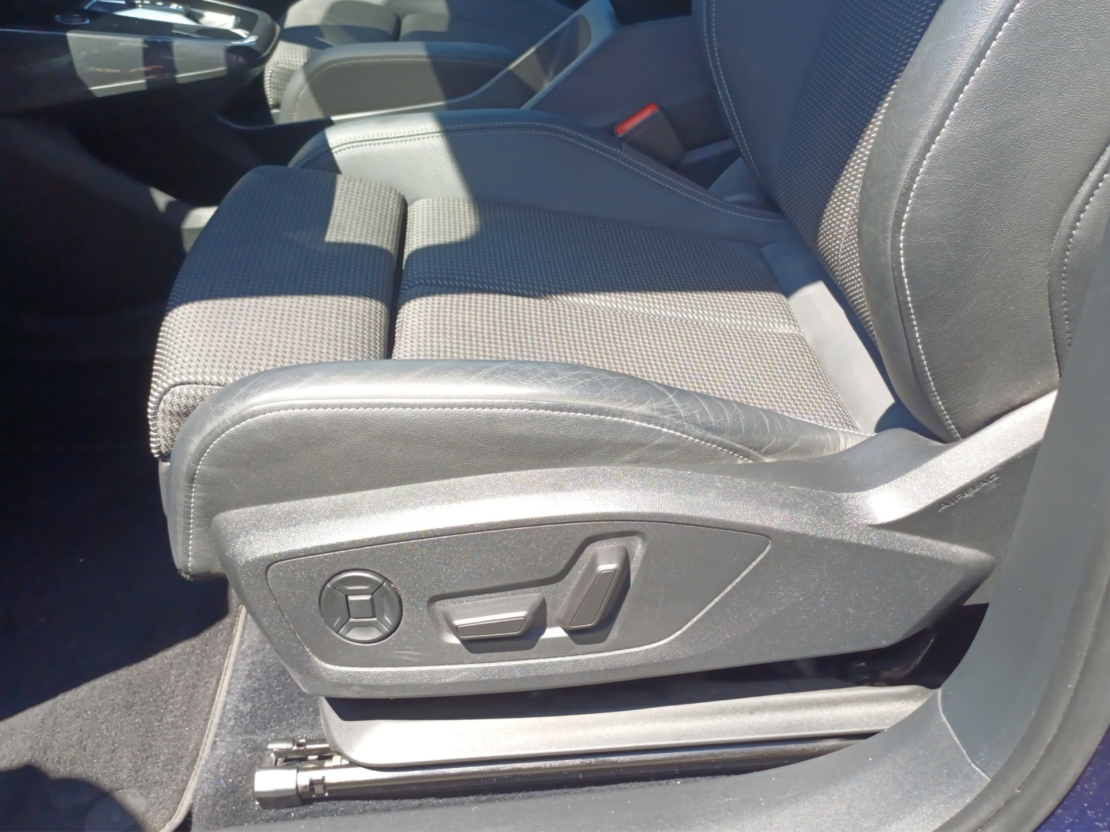 AUDI Q4 e-tron 40-image-15