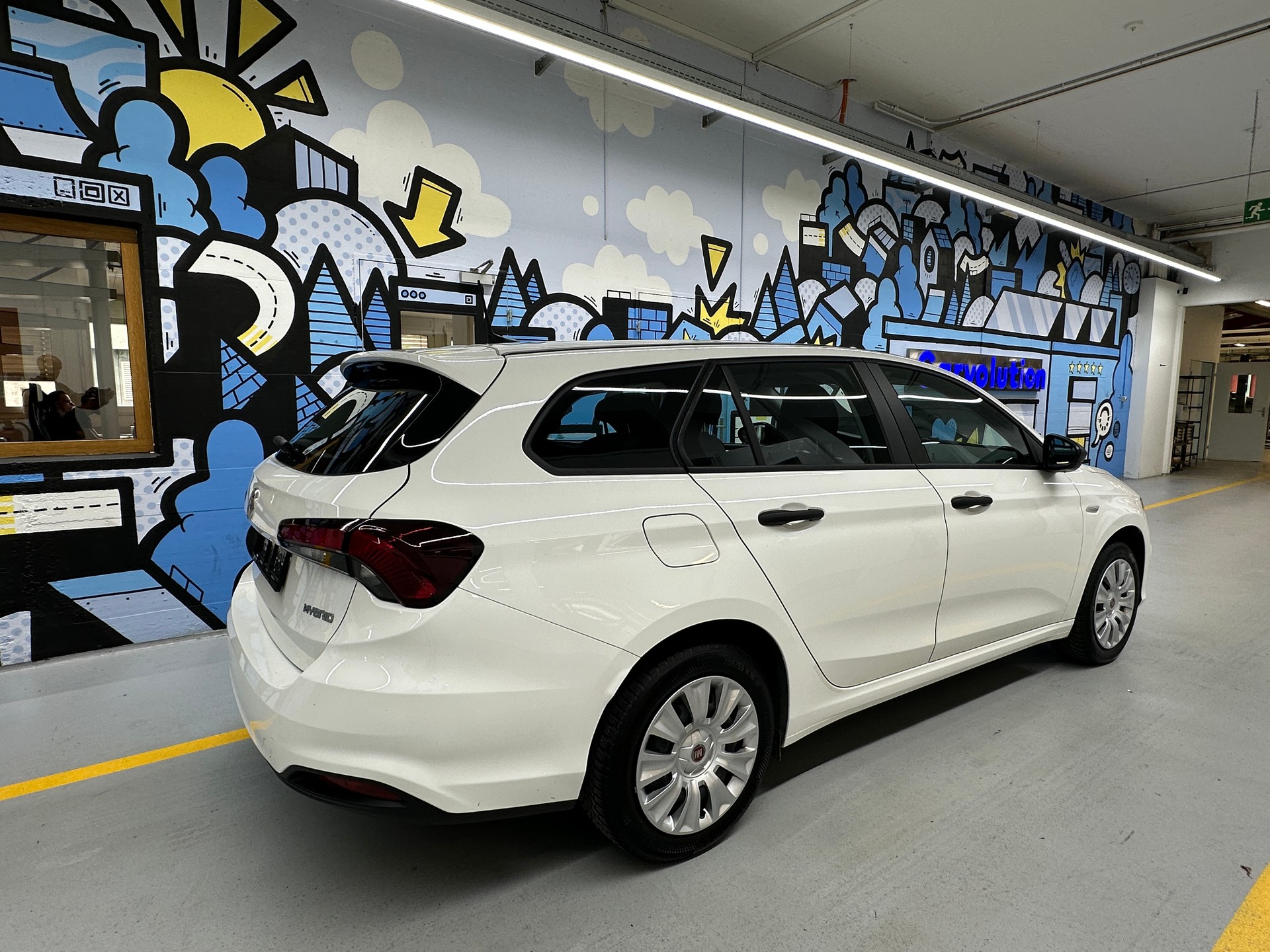 FIAT Tipo 1.5 Hybrid Station Wagon Cult-image-3
