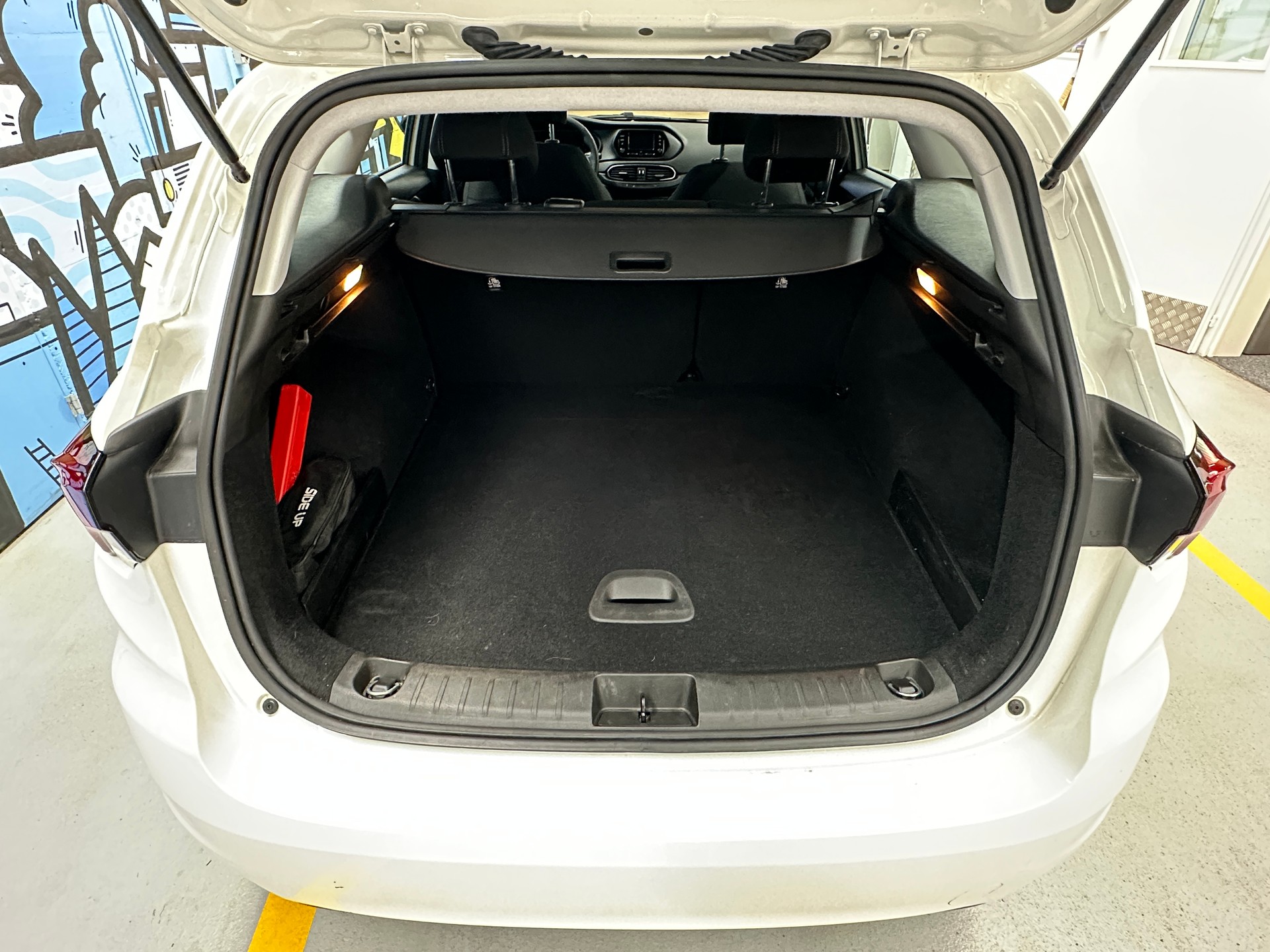 FIAT Tipo 1.5 Hybrid Station Wagon Cult-image-5