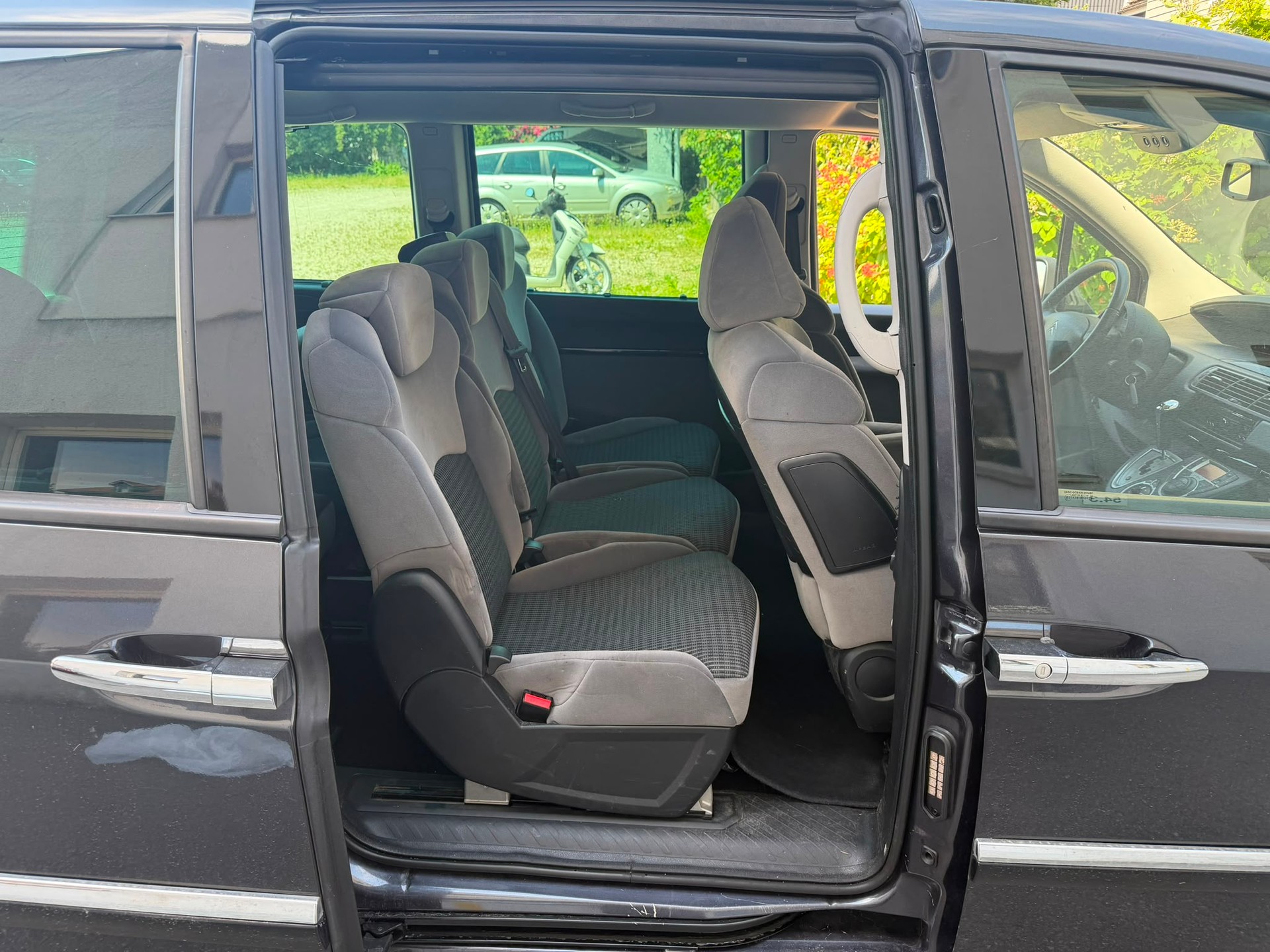 CITROEN C8 2.0 16V HDi Exclusive Automatic-image-8