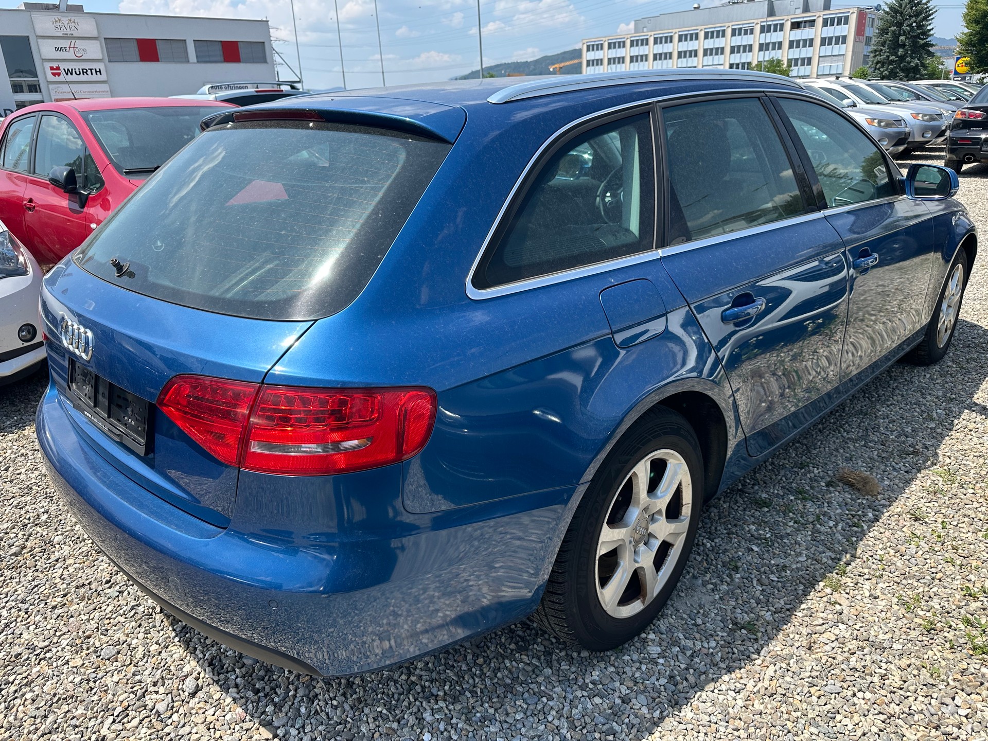 AUDI A4 Avant 2.0 TDI multitronic-image-3