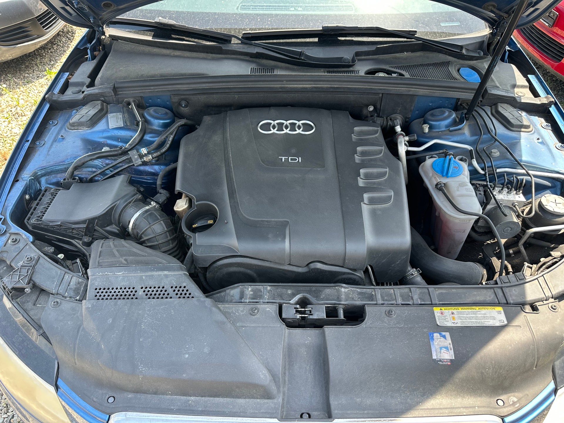 AUDI A4 Avant 2.0 TDI multitronic-image-8