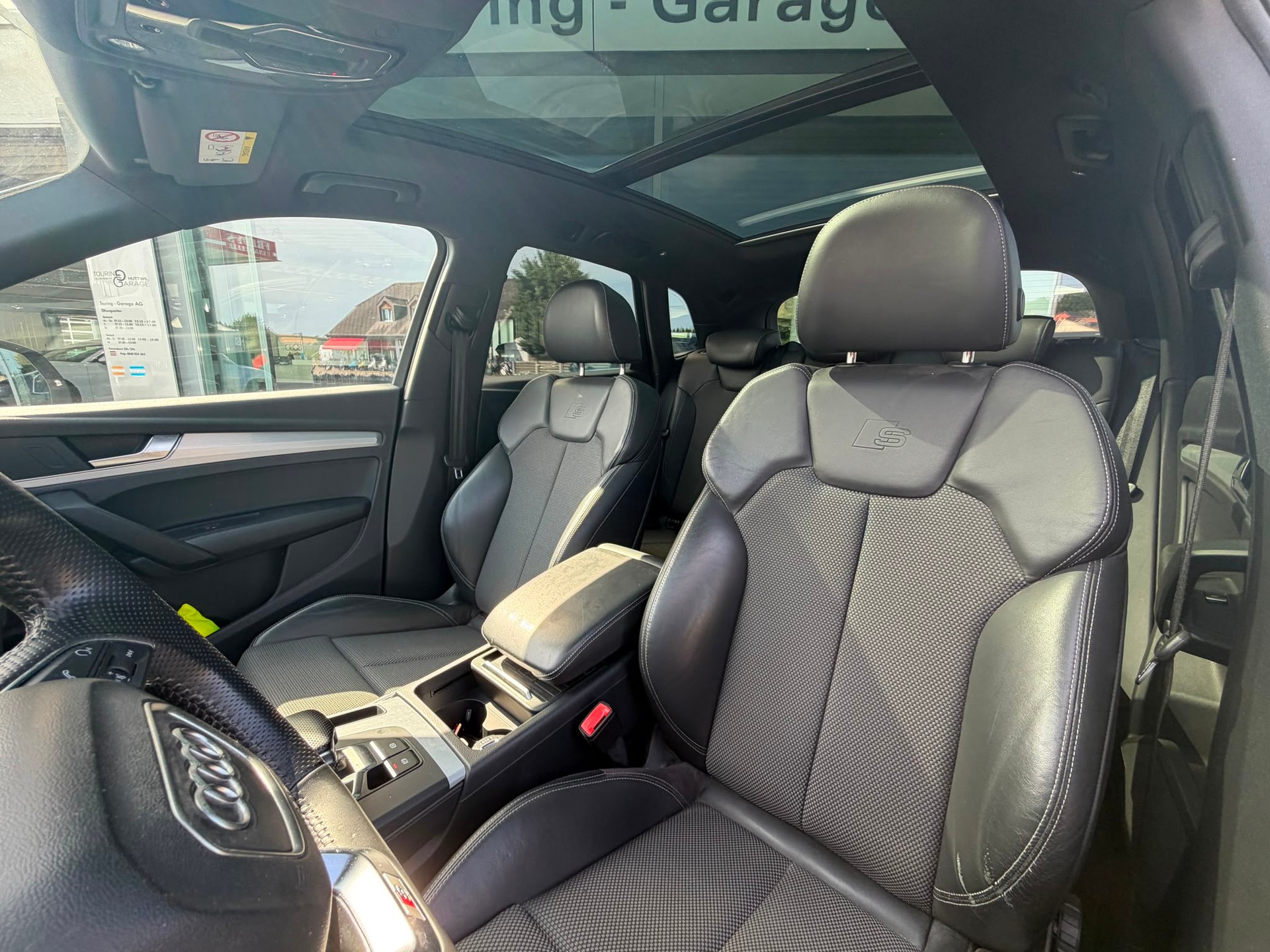 AUDI Q5 2.0 TFSI sport quattro S-tronic-image-22