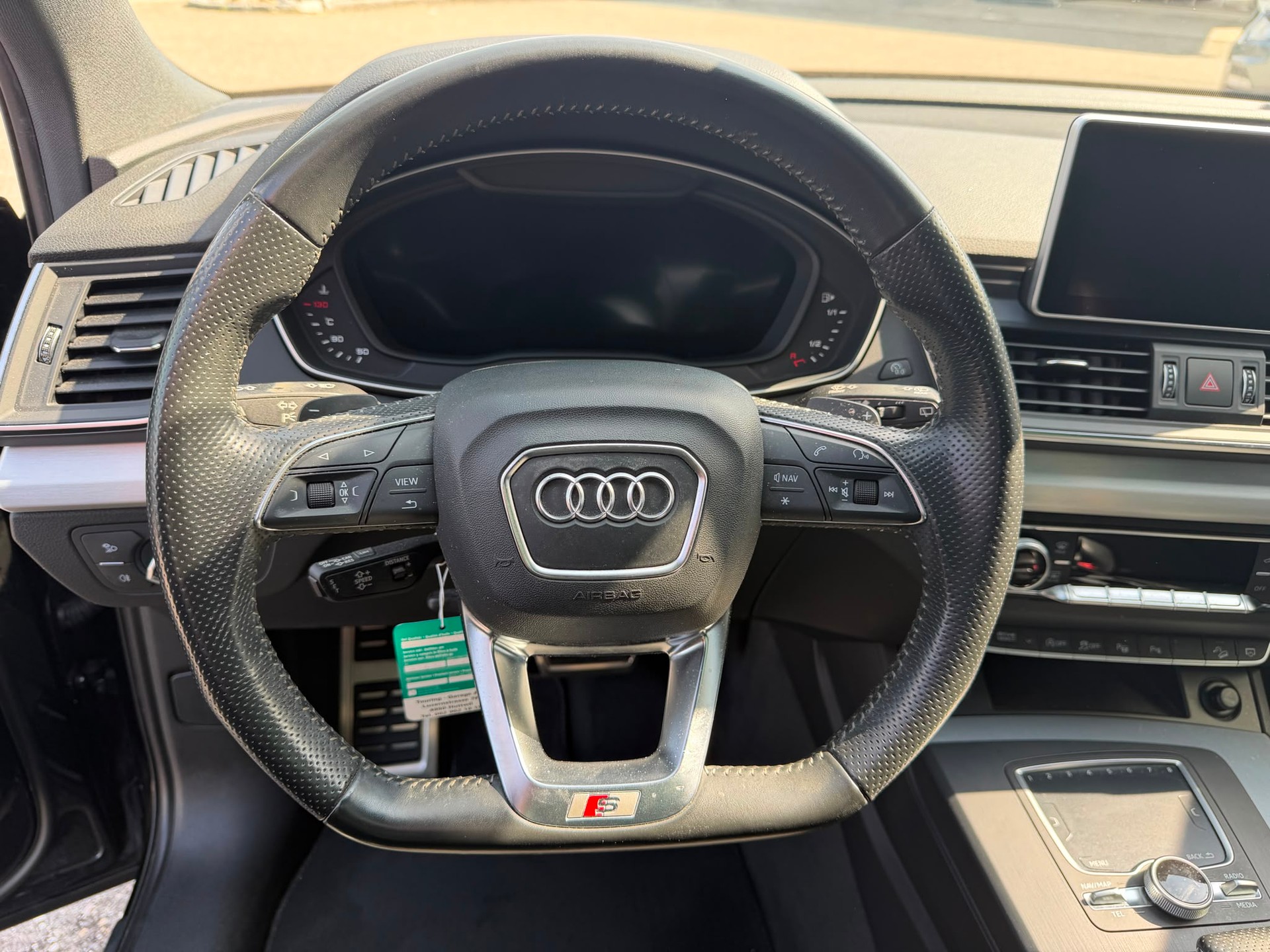 AUDI Q5 2.0 TFSI sport quattro S-tronic-image-15