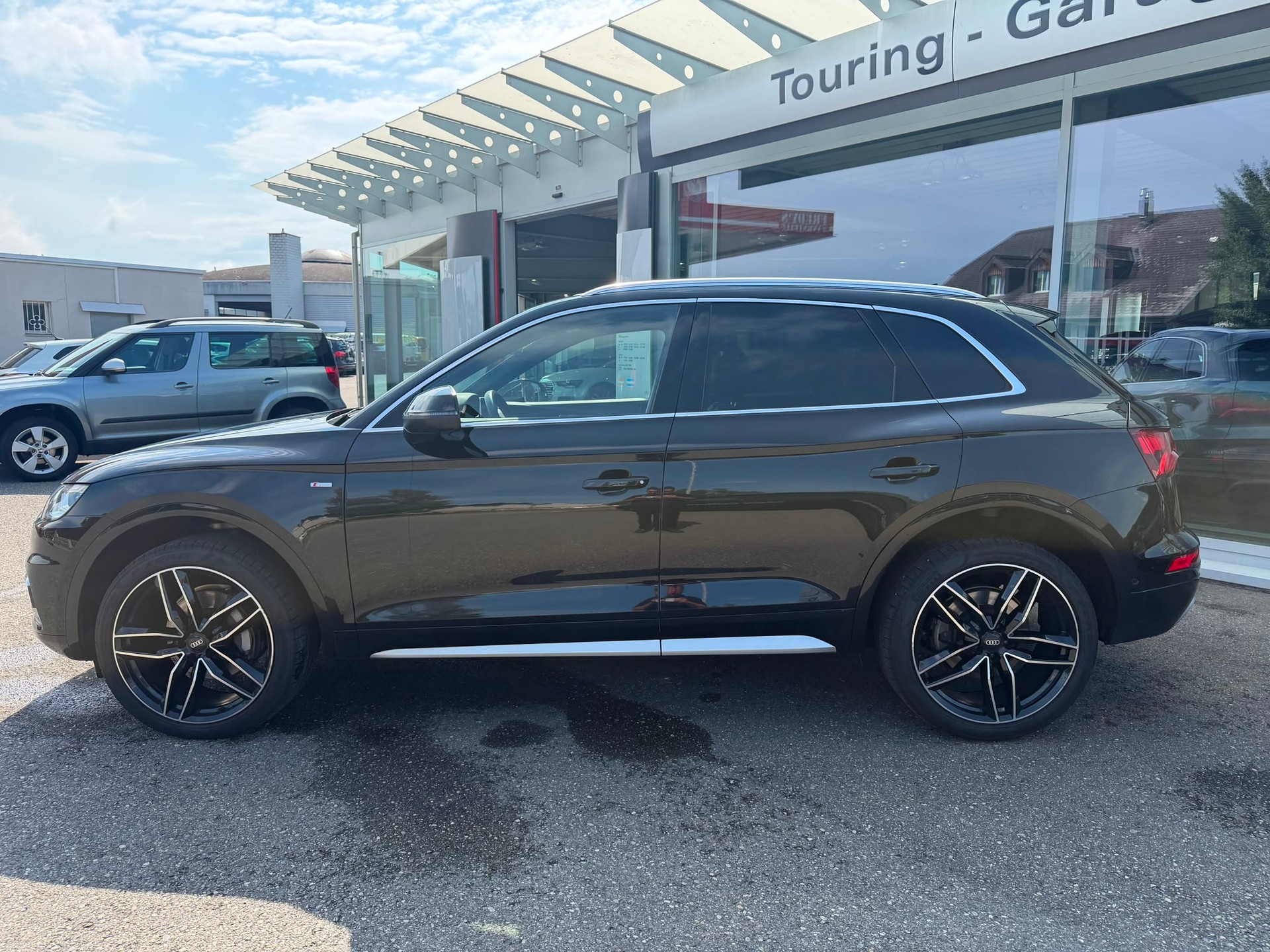 AUDI Q5 2.0 TFSI sport quattro S-tronic-image-1