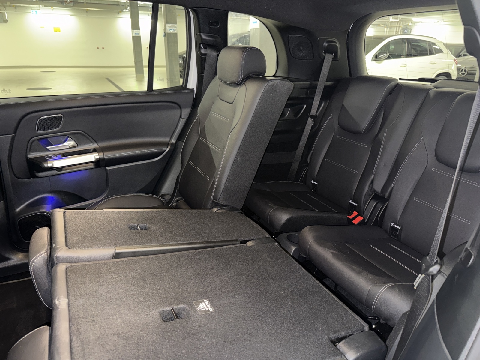 MERCEDES-BENZ GLB 250 4Matic 8G-Tronic-image-18