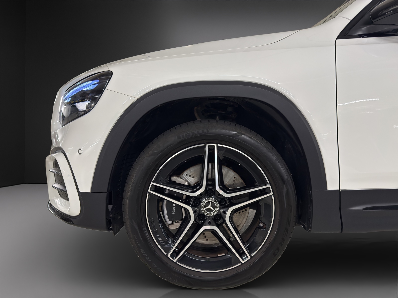 MERCEDES-BENZ GLB 250 4Matic 8G-Tronic-image-8