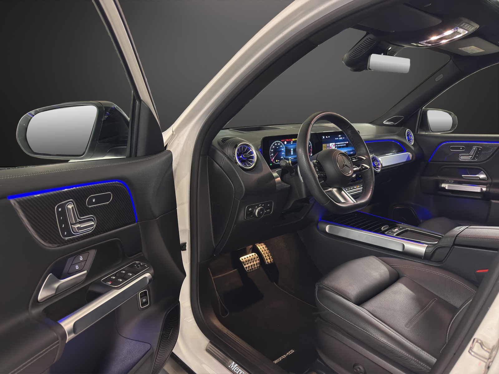 MERCEDES-BENZ GLB 250 4Matic 8G-Tronic-image-12