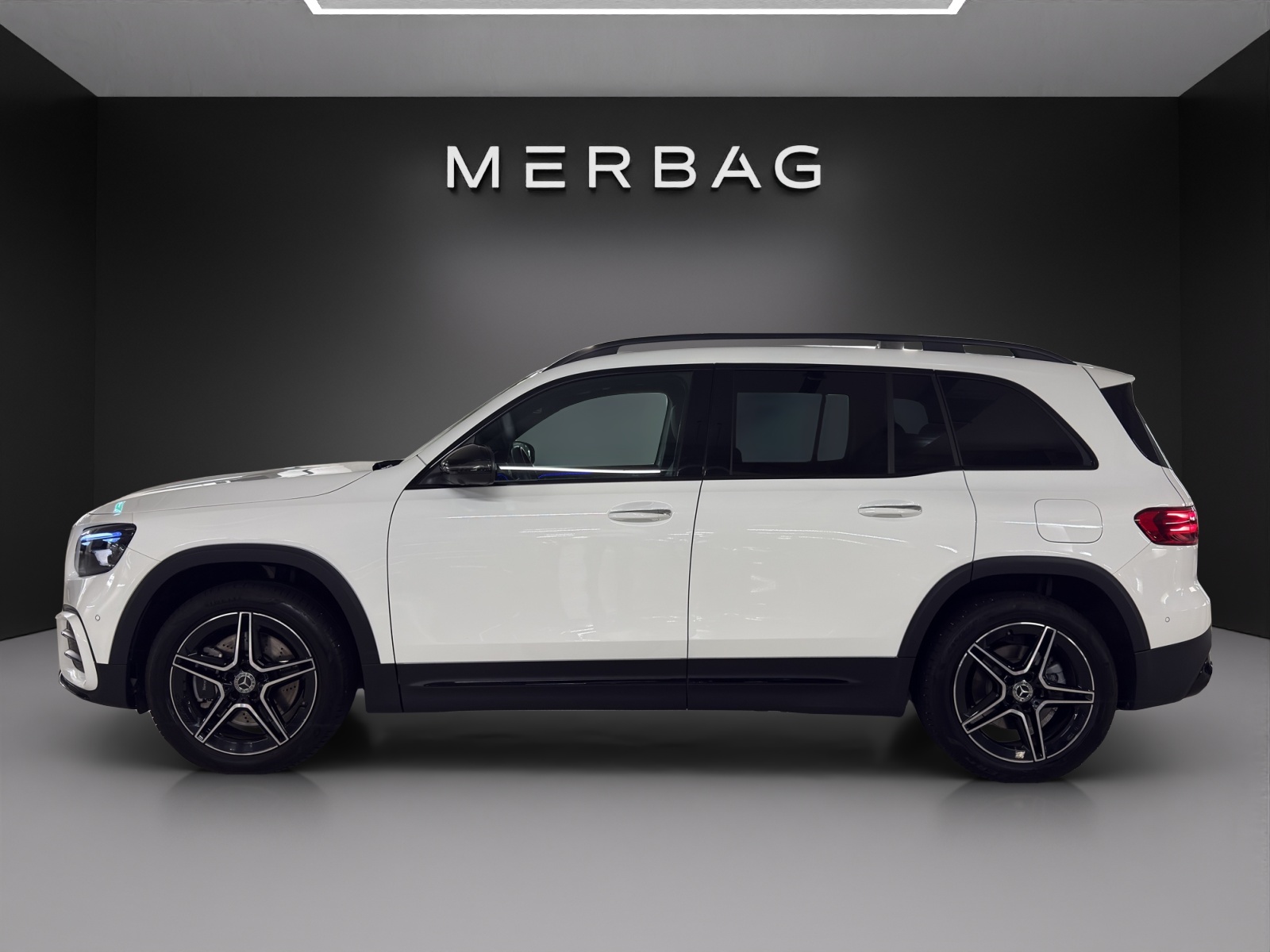 MERCEDES-BENZ GLB 250 4Matic 8G-Tronic-image-3