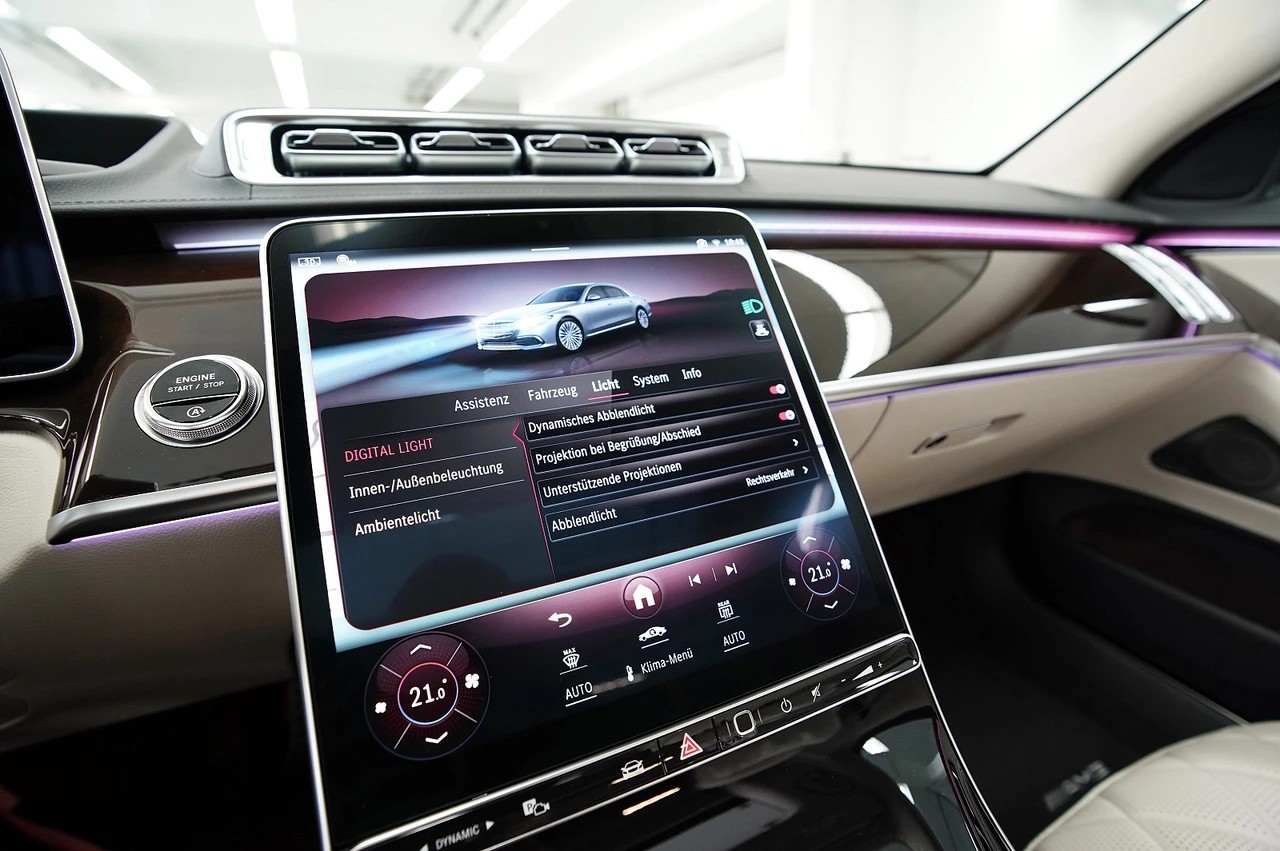MERCEDES-BENZ S 450 L 4Matic AMG Line 9G-Tronic-image-17