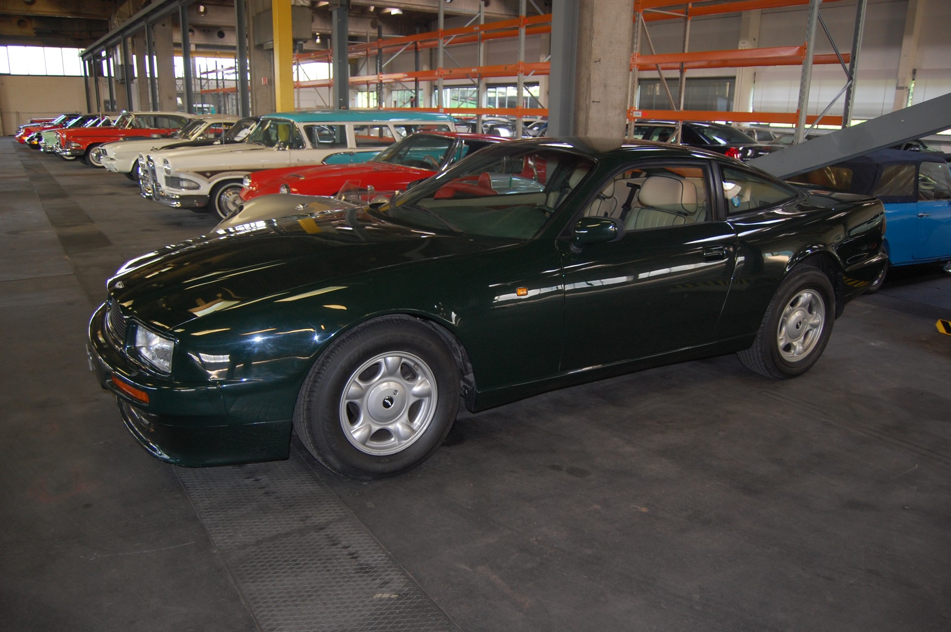 ASTON MARTIN Virage