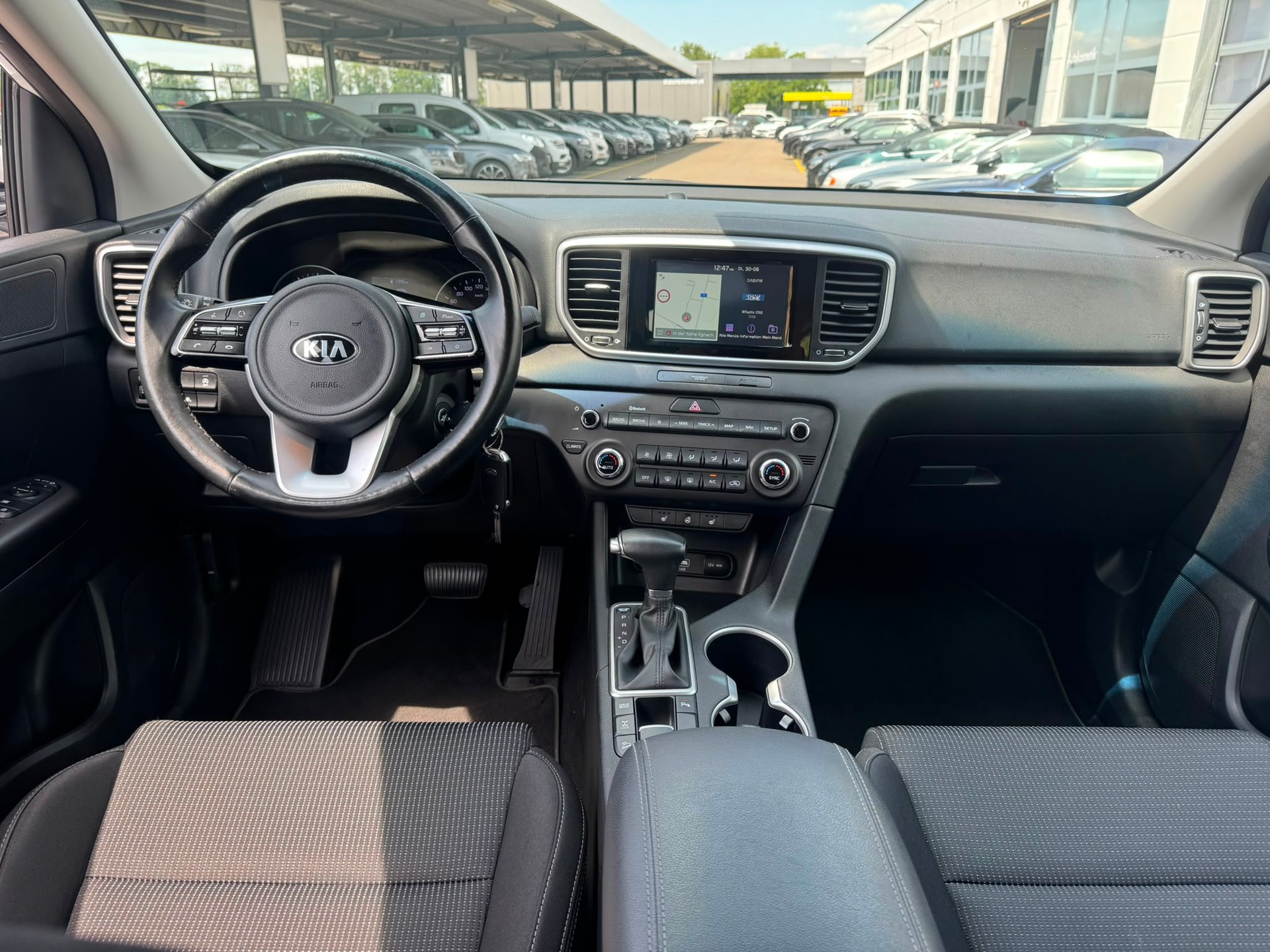 KIA Sportage 1.6 T-GDi 4WD Automat-image-9