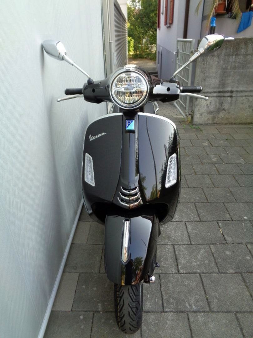 PIAGGIO VESPA GTS 125 E5 MY26-showroom-element-2