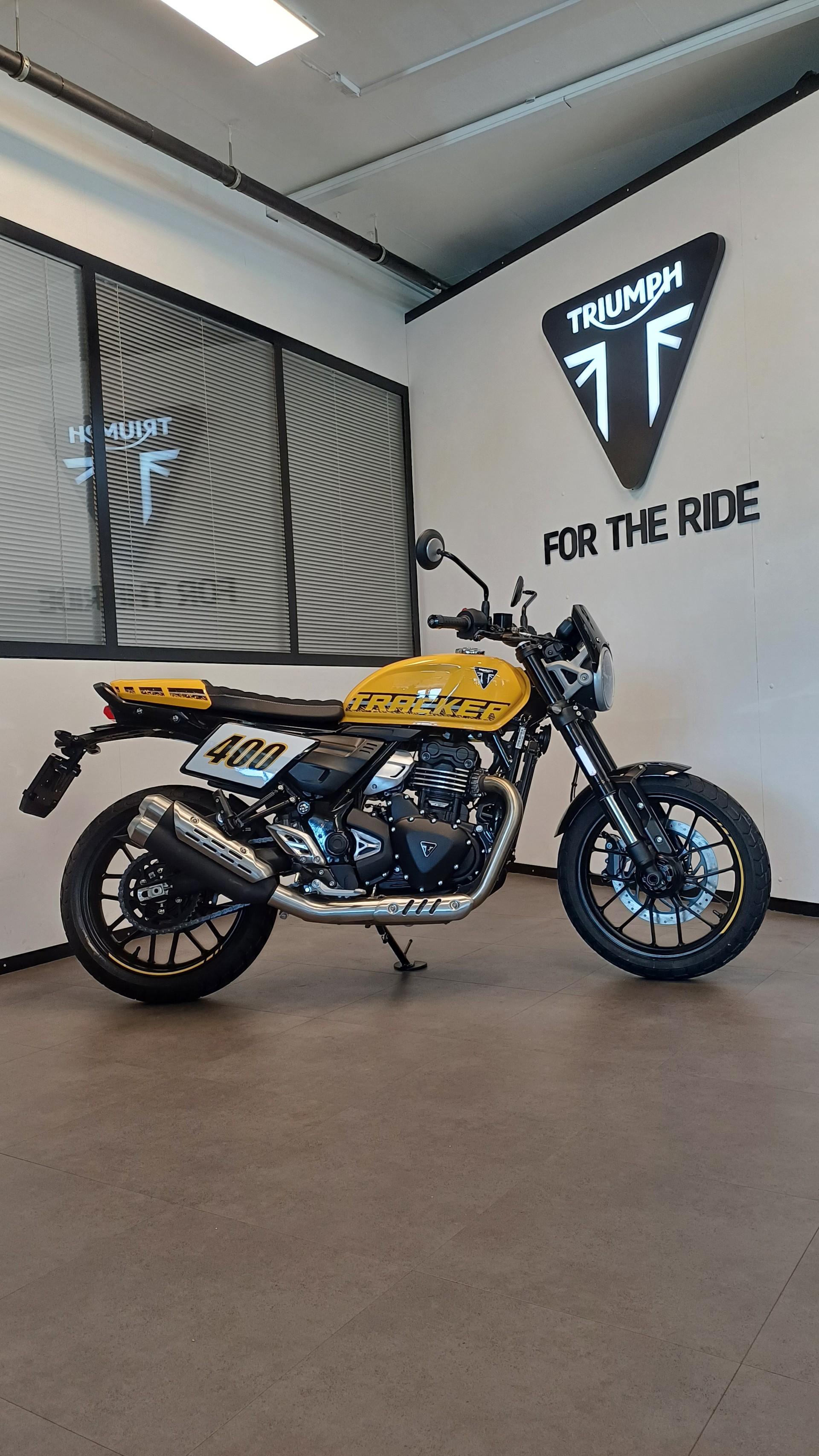 TRIUMPH Triumph Tracker 400-image-1