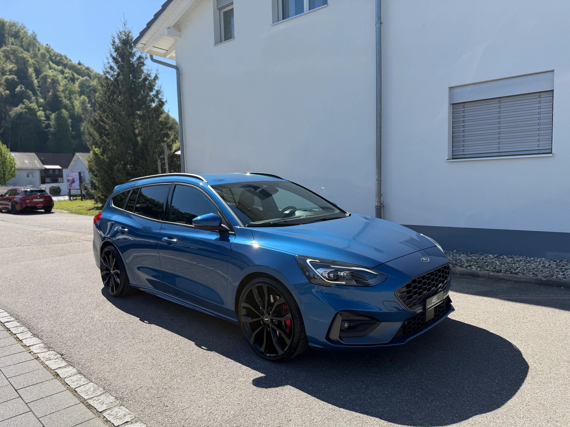 FORD Focus ST 2.3 Styling Paket Automat-image-2