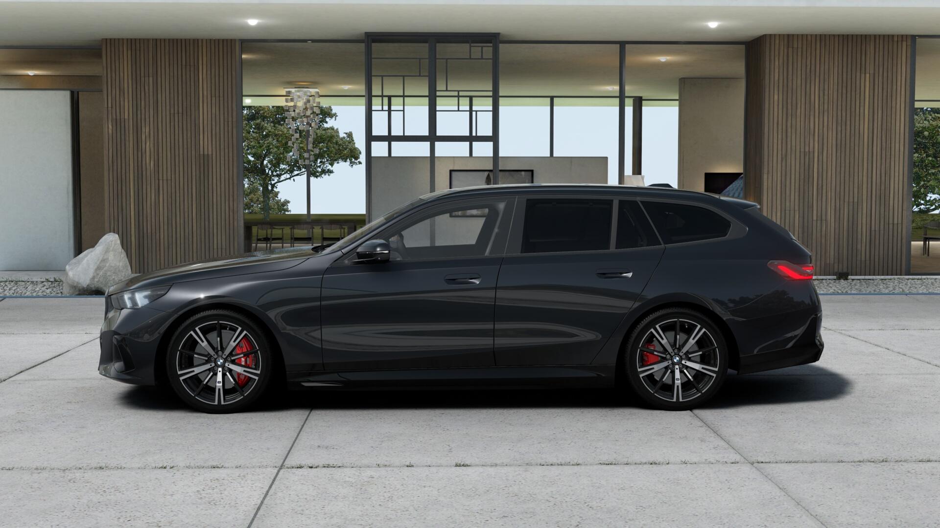 BMW 540d xDrive Touring-image-1