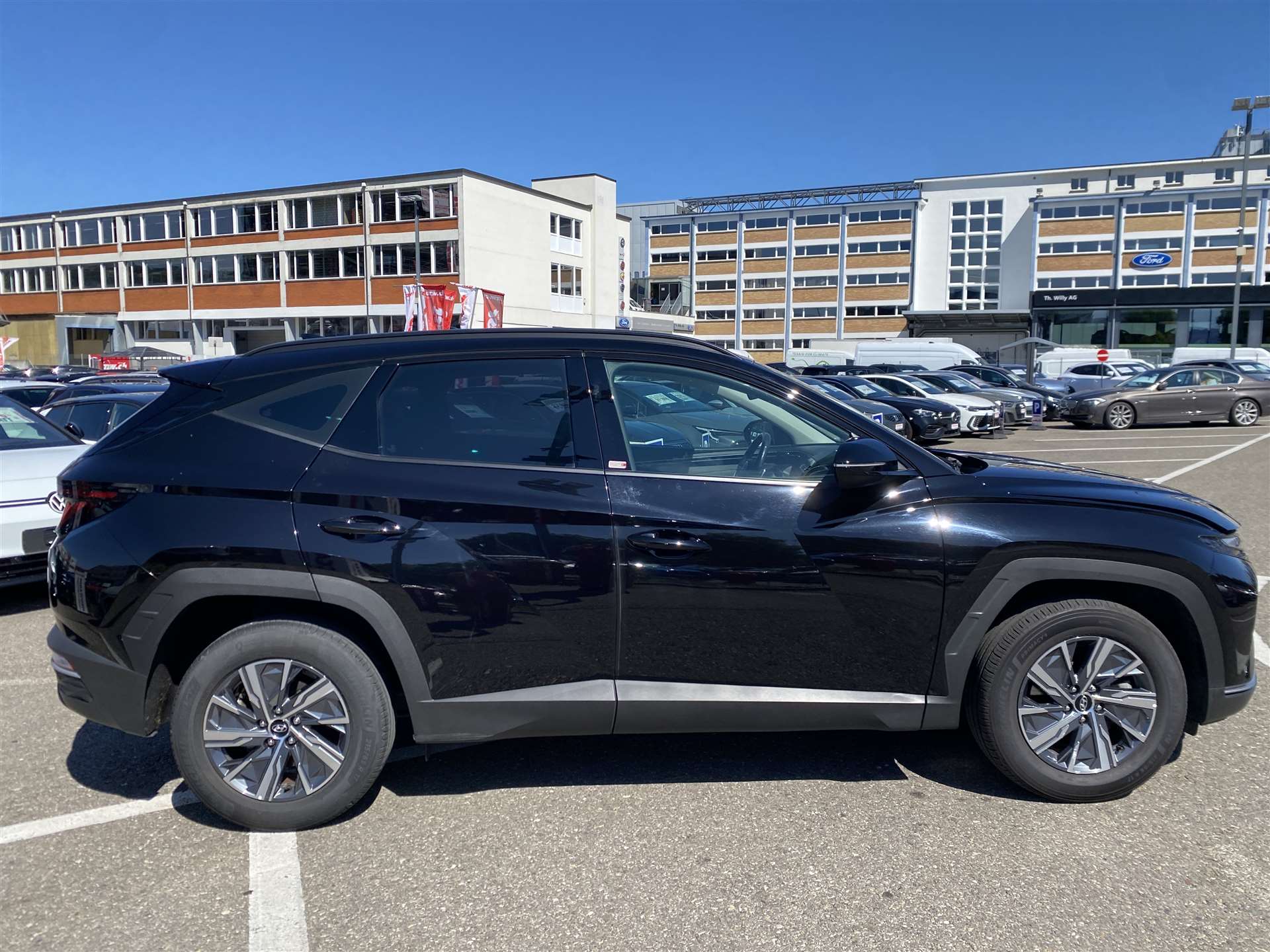HYUNDAI Tucson 1.6 TGDI HEV Origo 230PS Automat-image-11