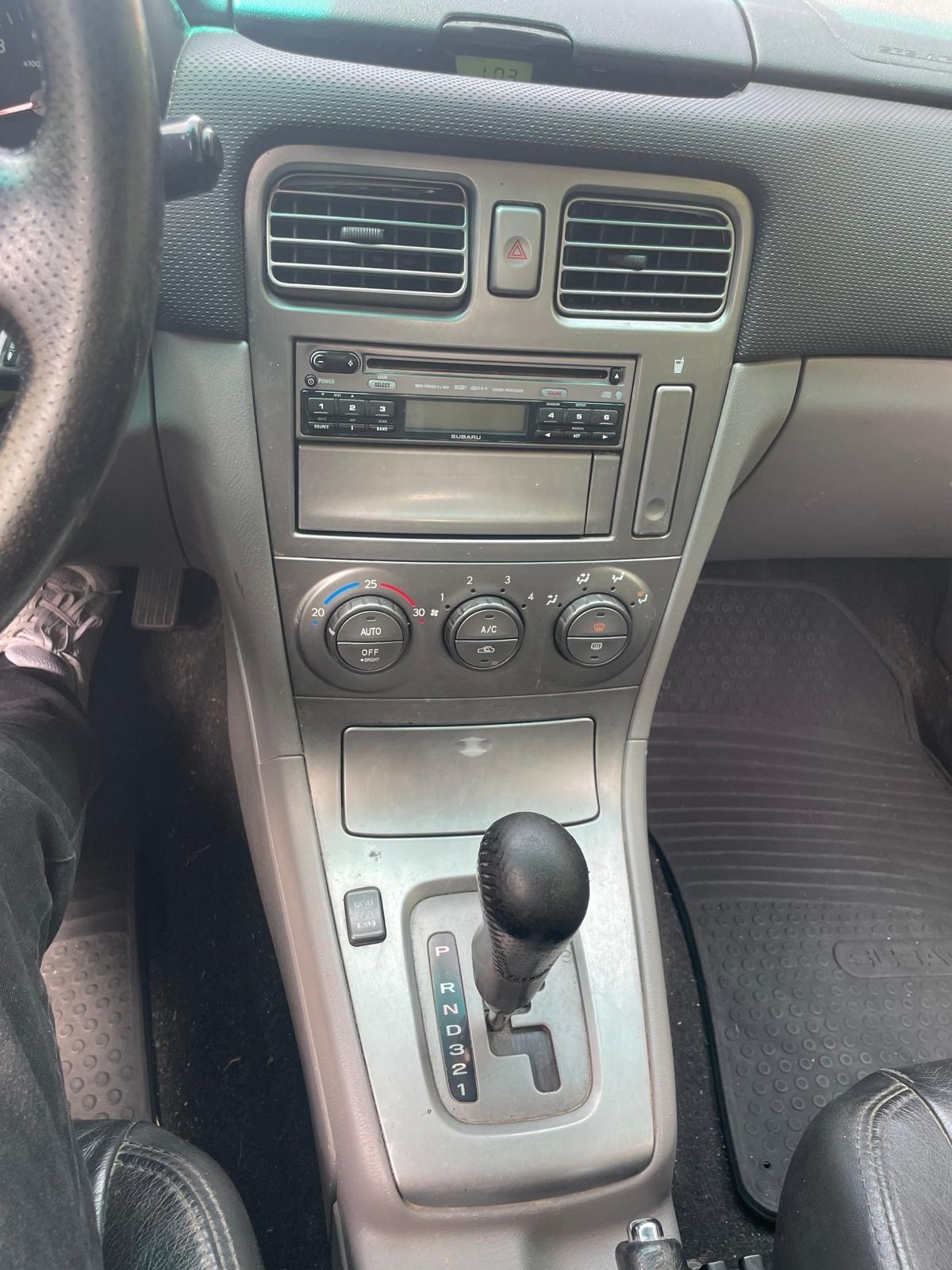 SUBARU Forester 2.0XT Automatic-image-14