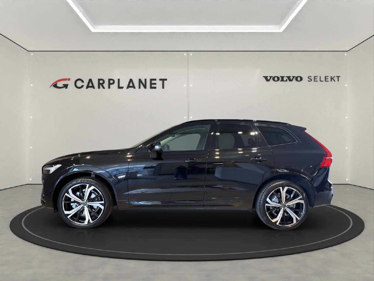VOLVO XC60 2.0 B5 MH Ultimate Dark AWD-image-1