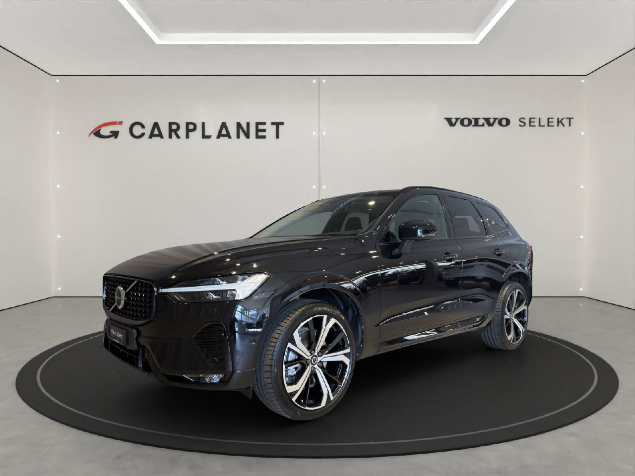 VOLVO XC60 2.0 B5 MH Ultimate Dark AWD-image-0