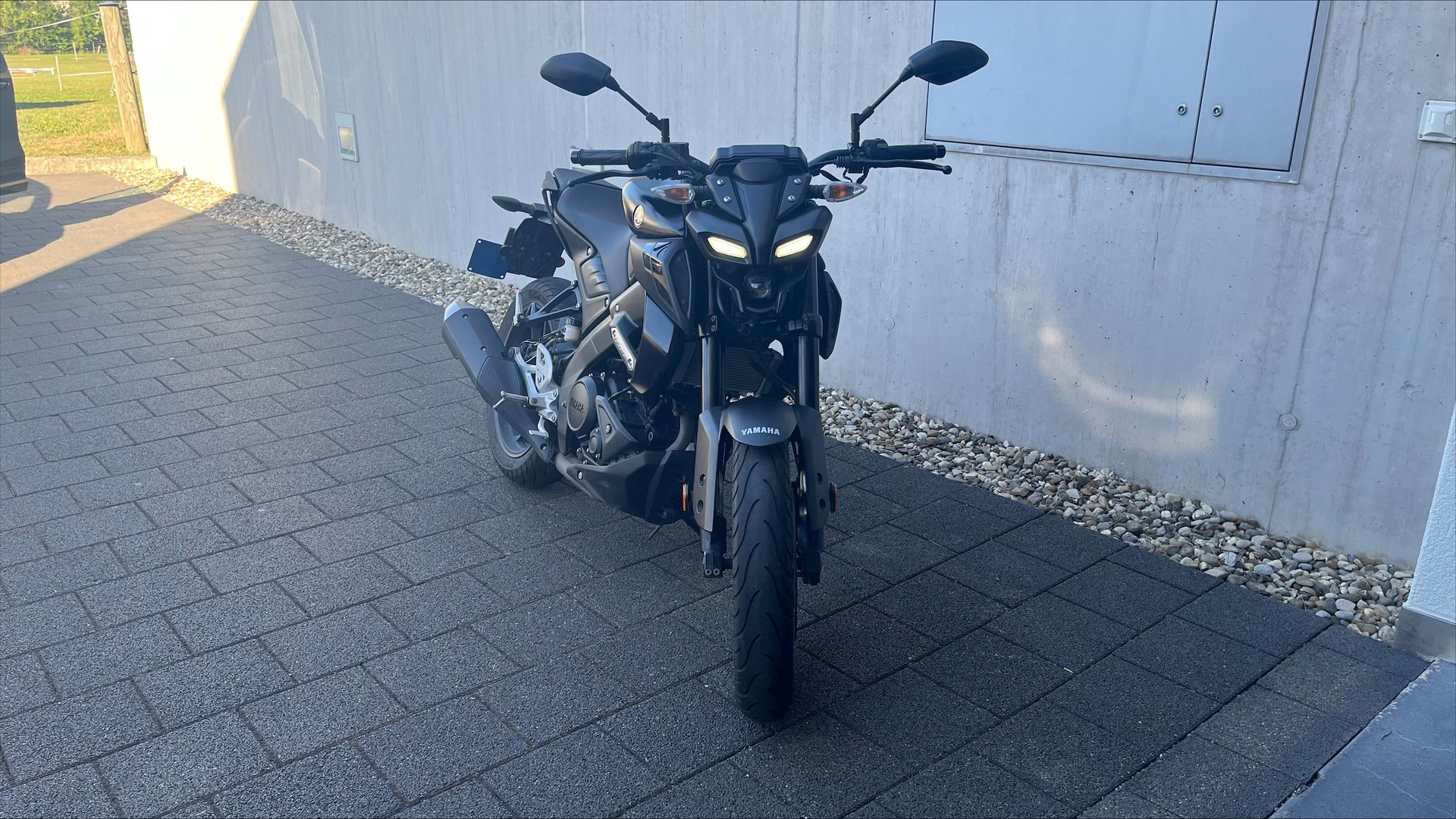 YAMAHA MT-125 ABS-image-1