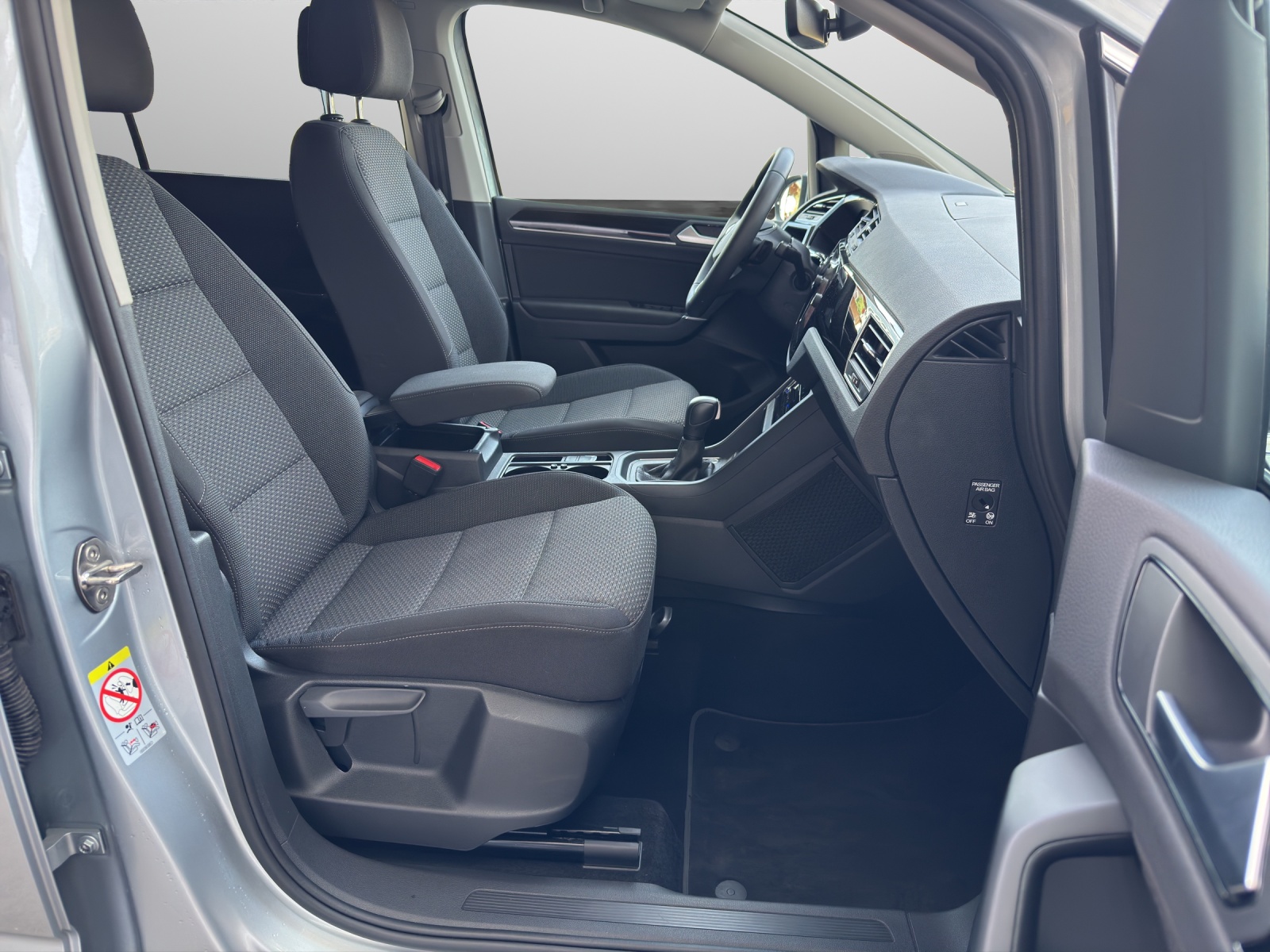 VW Touran 1.5 TSI Comfortline DSG-image-6