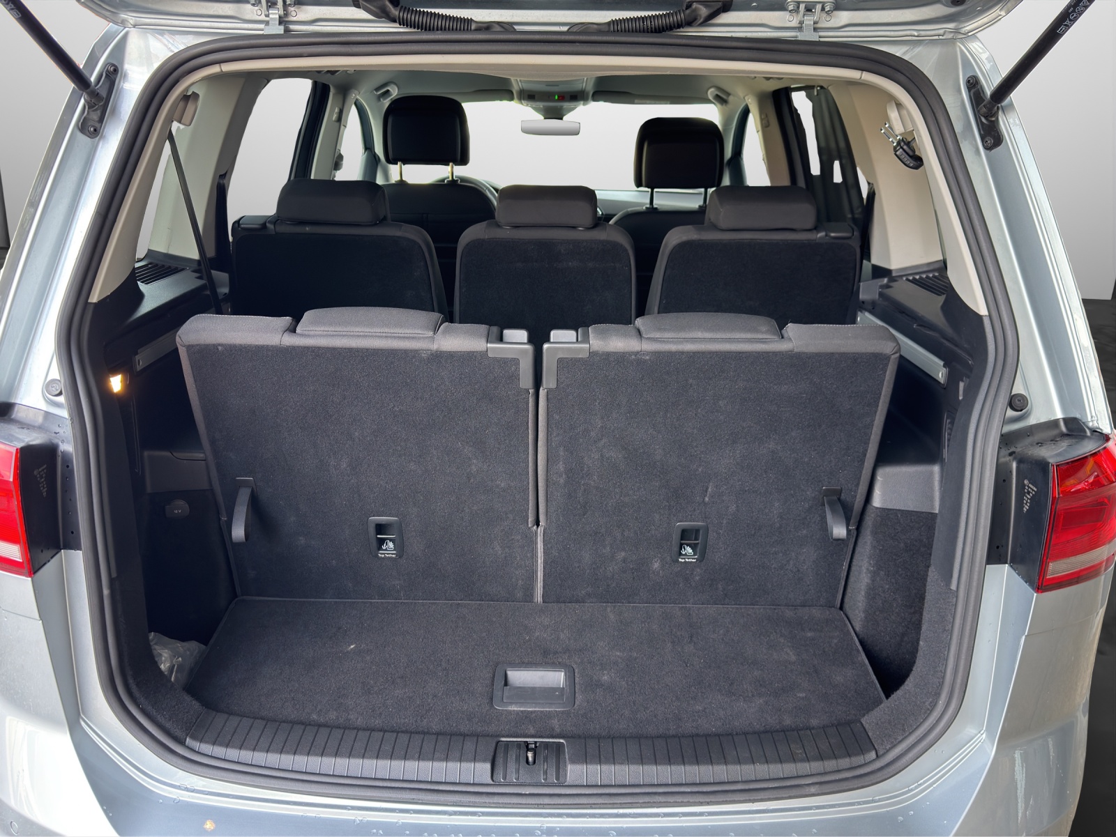 VW Touran 1.5 TSI Comfortline DSG-image-9