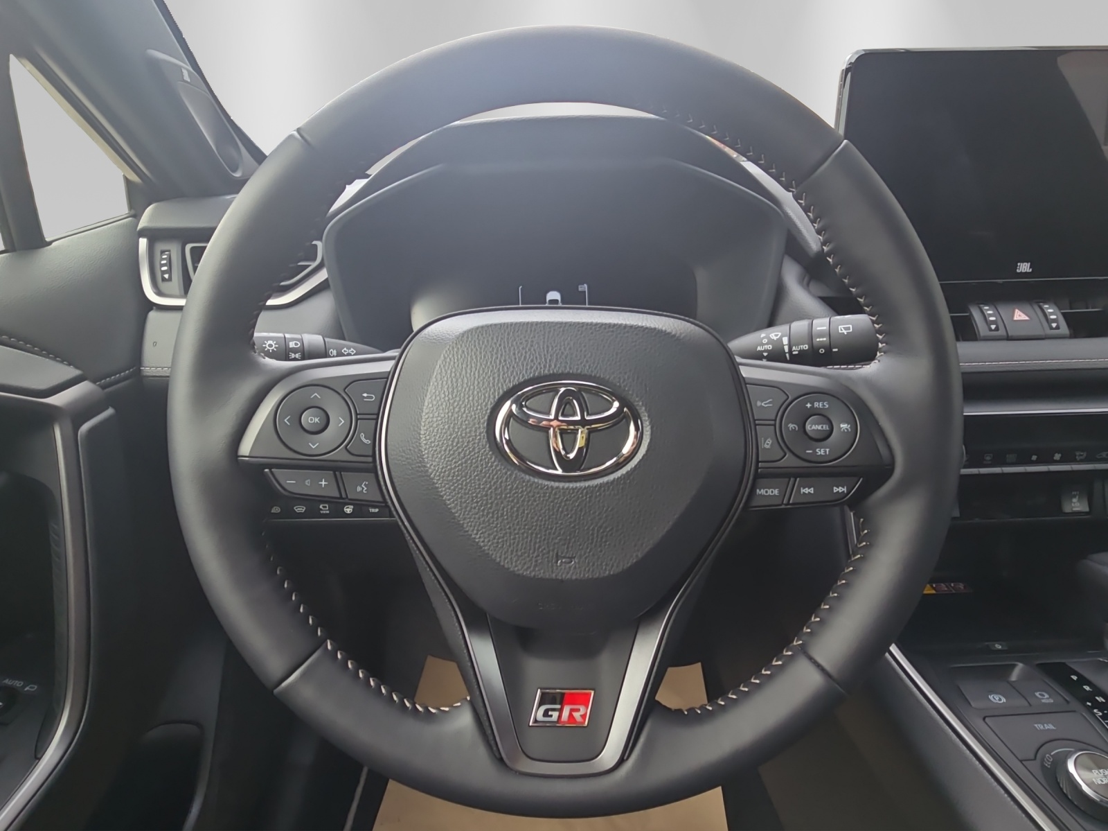 TOYOTA RAV4 2.5 HEV GR Sport-image-11