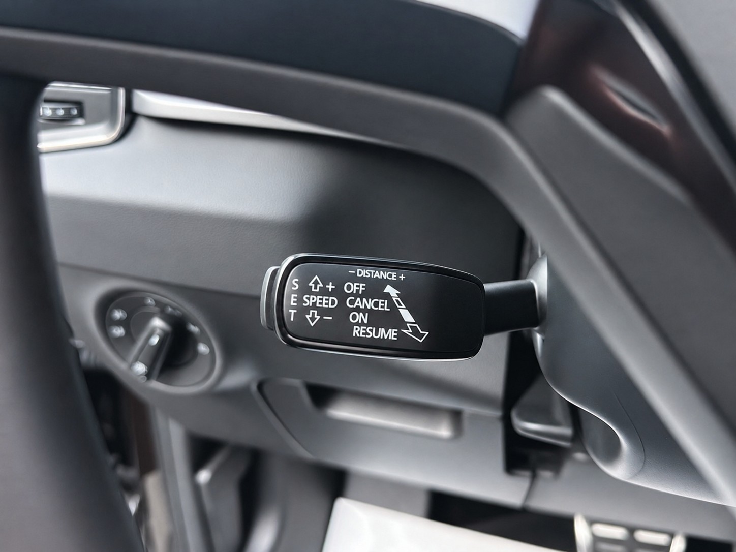 SKODA Karoq 1.5 TSI ACT Ambition DSG-image-13