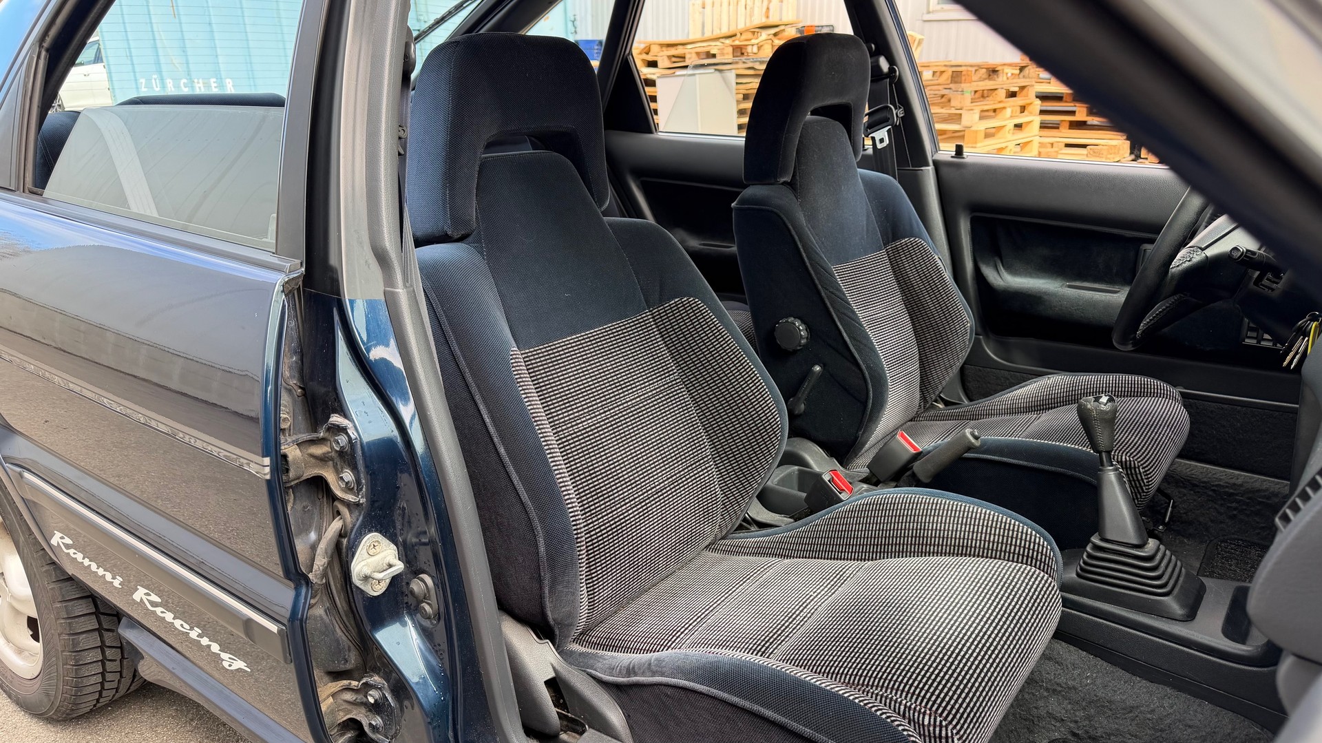 TOYOTA Corolla 1.6 GTi Liftback-image-11