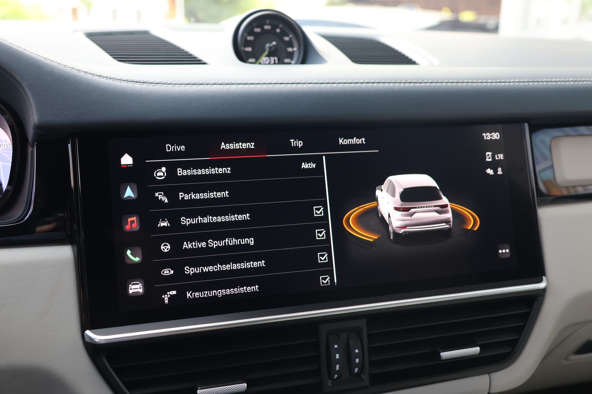 PORSCHE Cayenne Turbo S E-Hybrid (CH) + 3.0T AHK-image-27