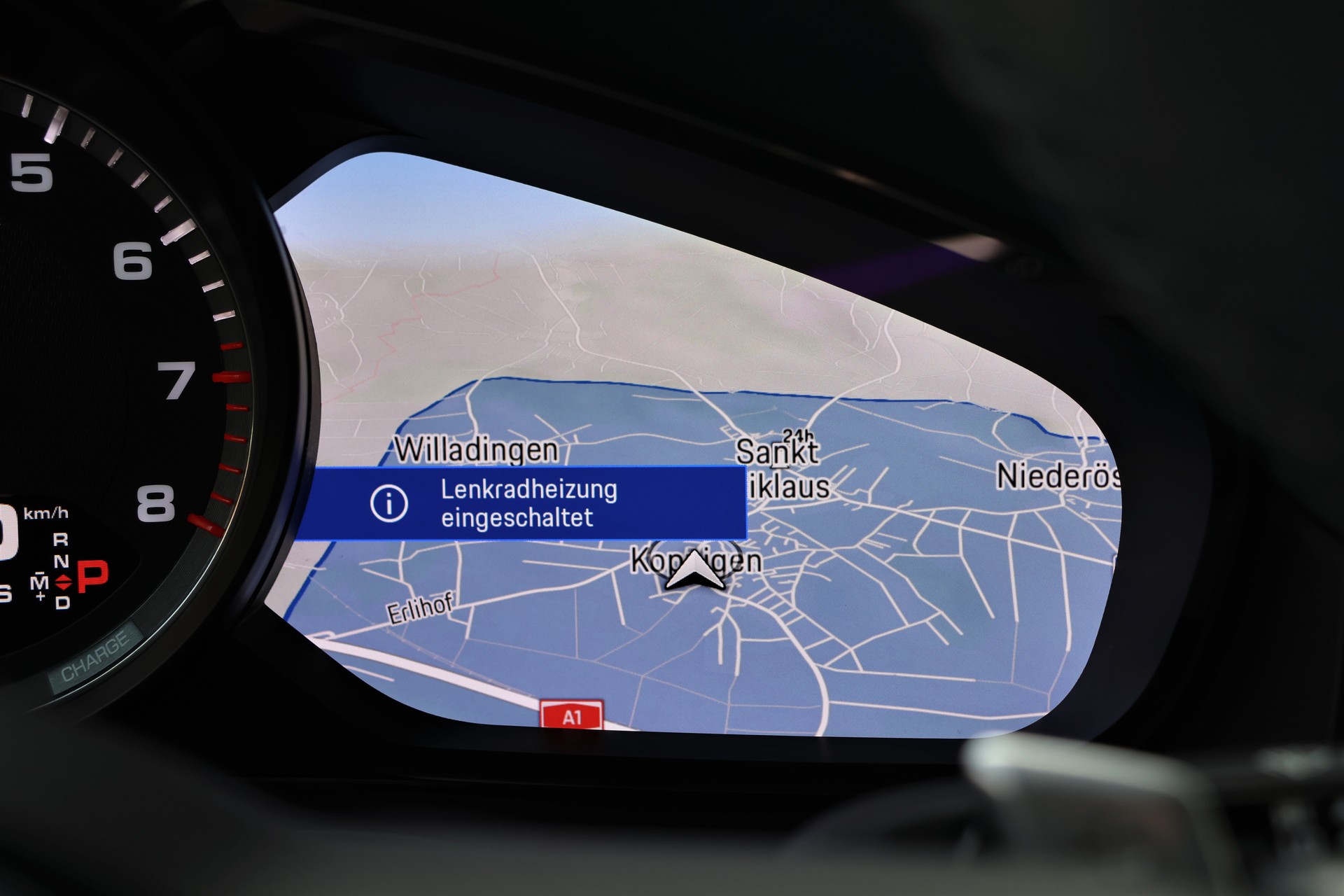 PORSCHE Cayenne Turbo S E-Hybrid (CH) + 3.0T AHK-image-32