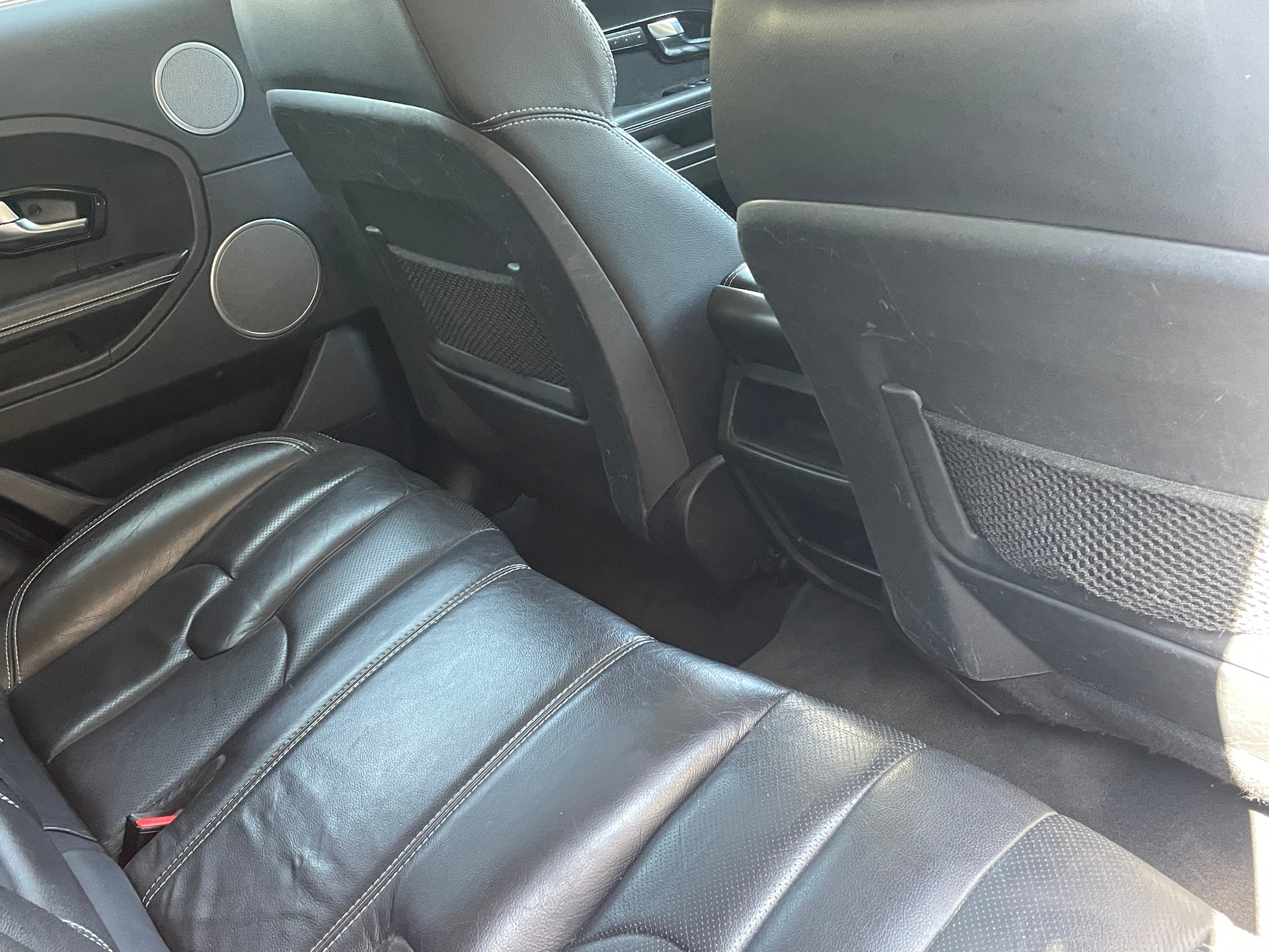 LAND ROVER Range Rover Evoque 2.2 SD4 Pure AT6-image-11