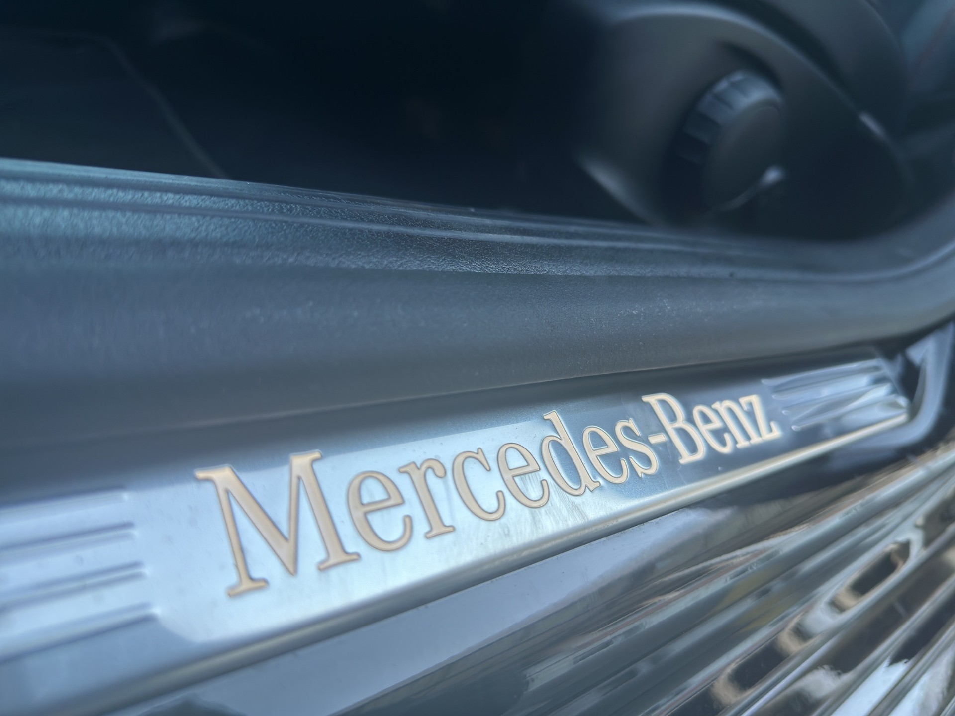 MERCEDES-BENZ A 220 4Matic 8G-DCT AMG Line Night-image-10