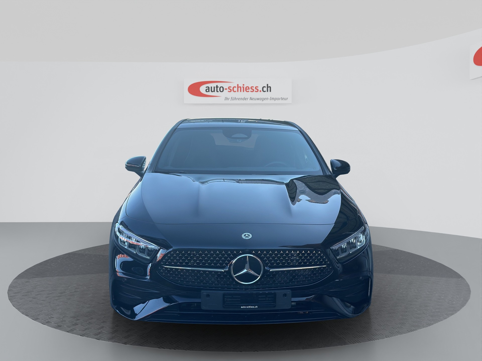 MERCEDES-BENZ A 220 4Matic 8G-DCT AMG Line Night-image-1