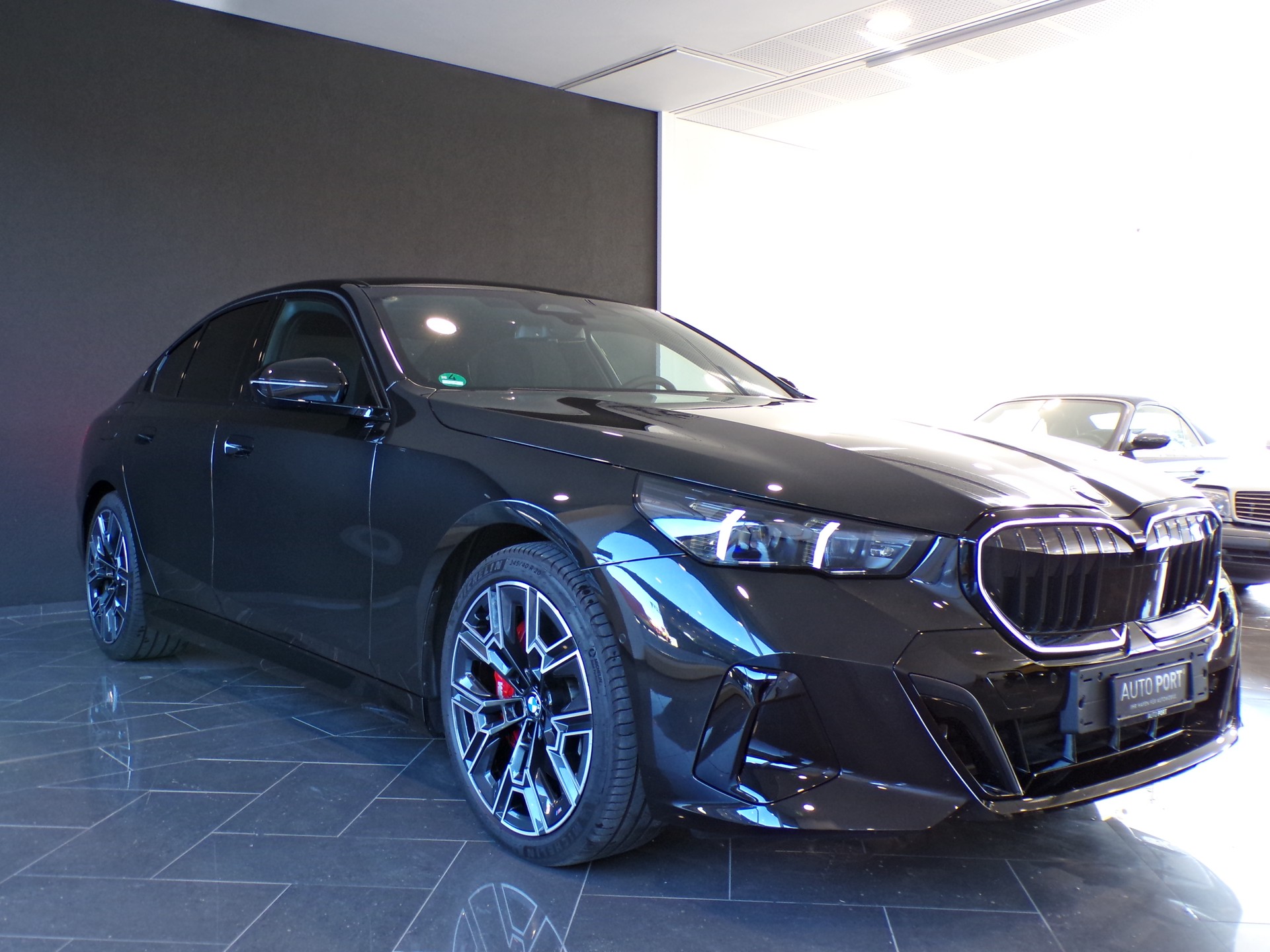 BMW 540d xDrive 48V M Sport Pro Steptronic-image-6