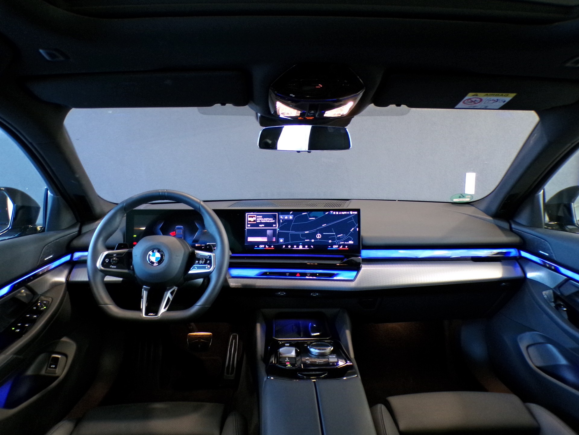 BMW 540d xDrive 48V M Sport Pro Steptronic-image-15