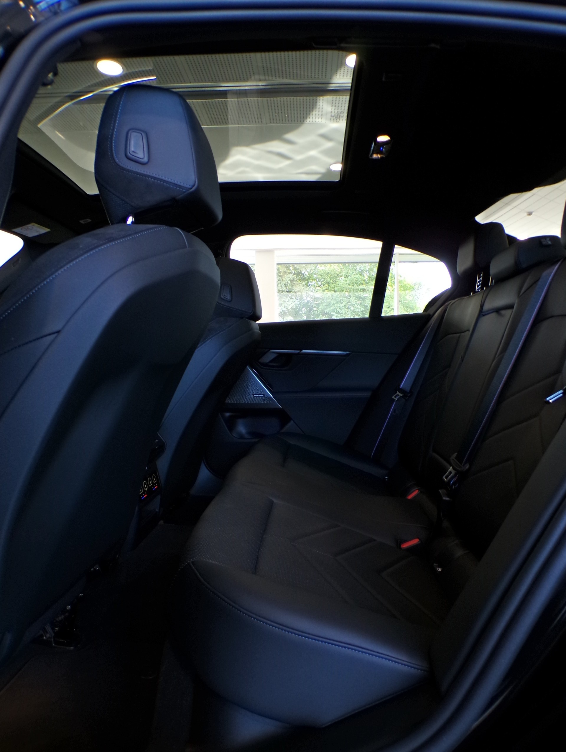 BMW 540d xDrive 48V M Sport Pro Steptronic-image-27